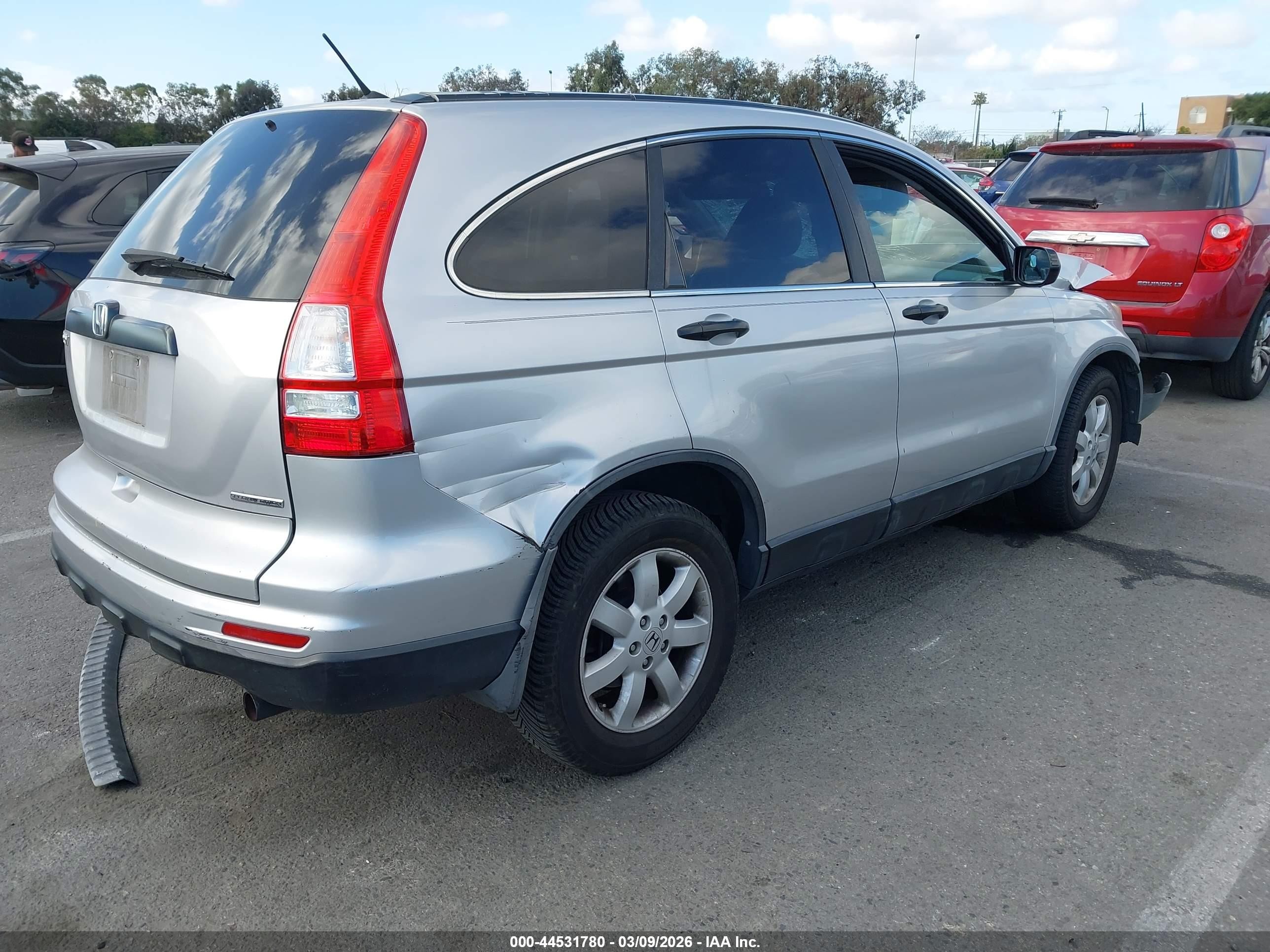 2011 Honda Cr-v Se Серебряный vin: 5J6RE3H44BL050381