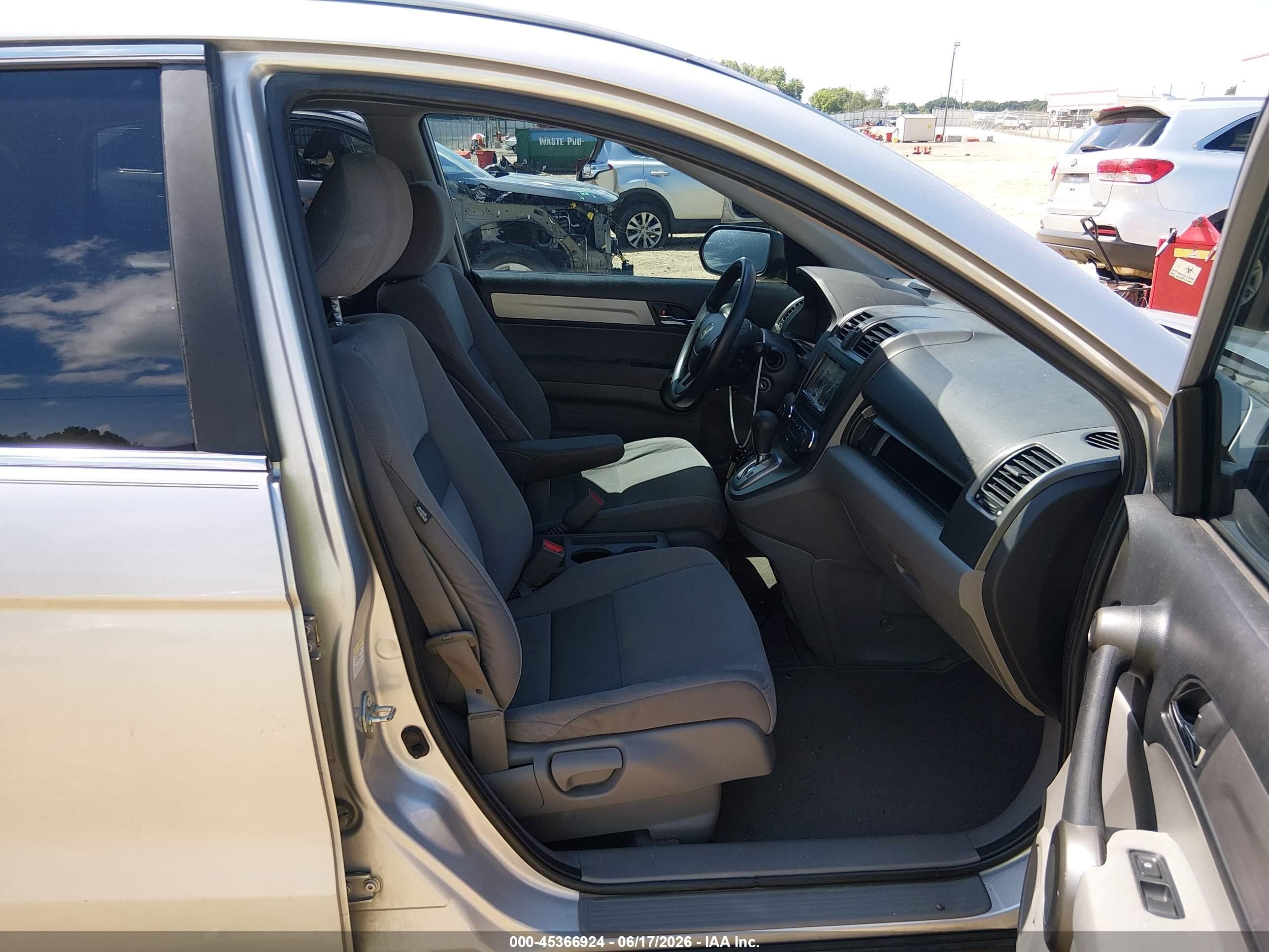 2011 Honda Cr-v Se Silver vin: 5J6RE3H45BL044895