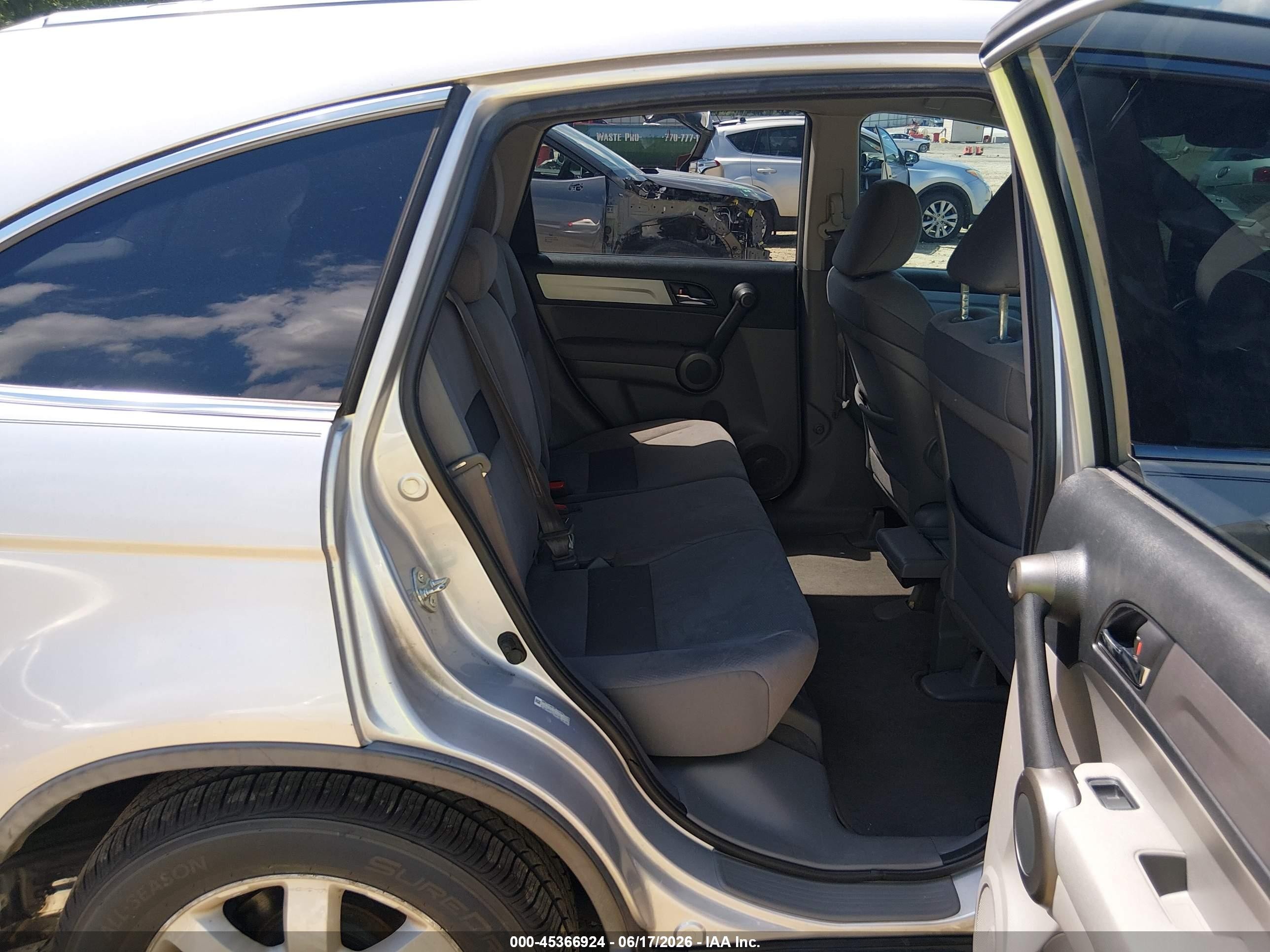 2011 Honda Cr-v Se Silver vin: 5J6RE3H45BL044895