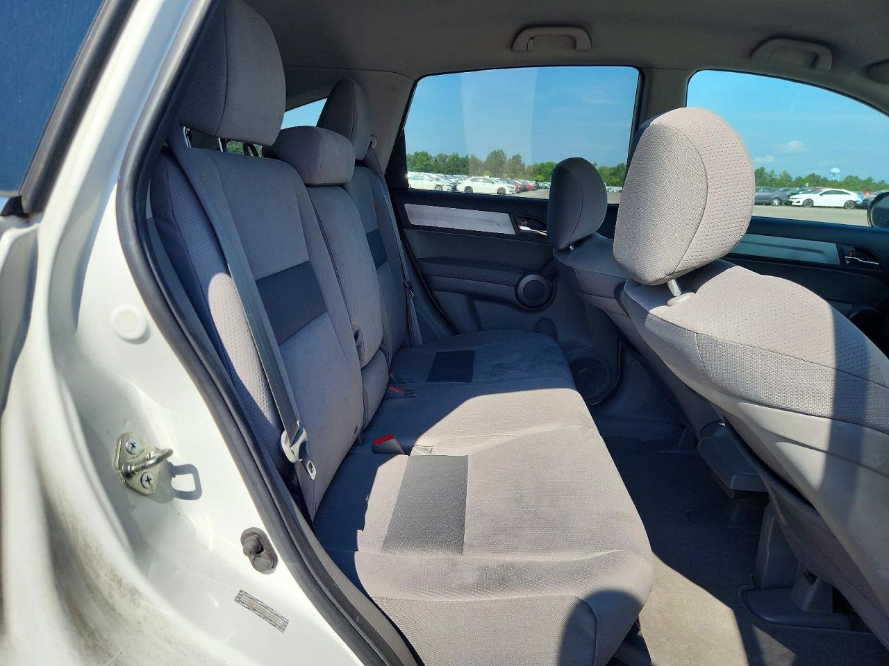 2011 Honda Cr-v Se White vin: 5J6RE3H48BL018131
