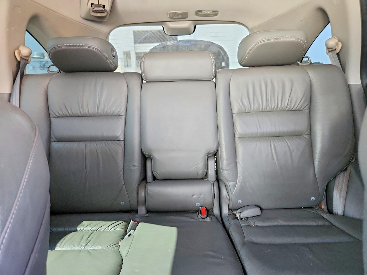 2010 Honda Crv Silver vin: 5J6RE3H78AL004898