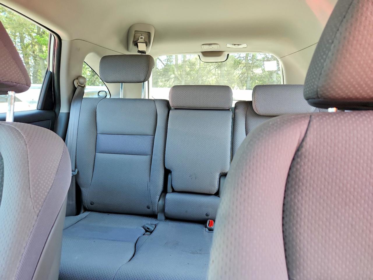 2009 Honda Cr-v Lx Silver vin: 5J6RE48329L011294
