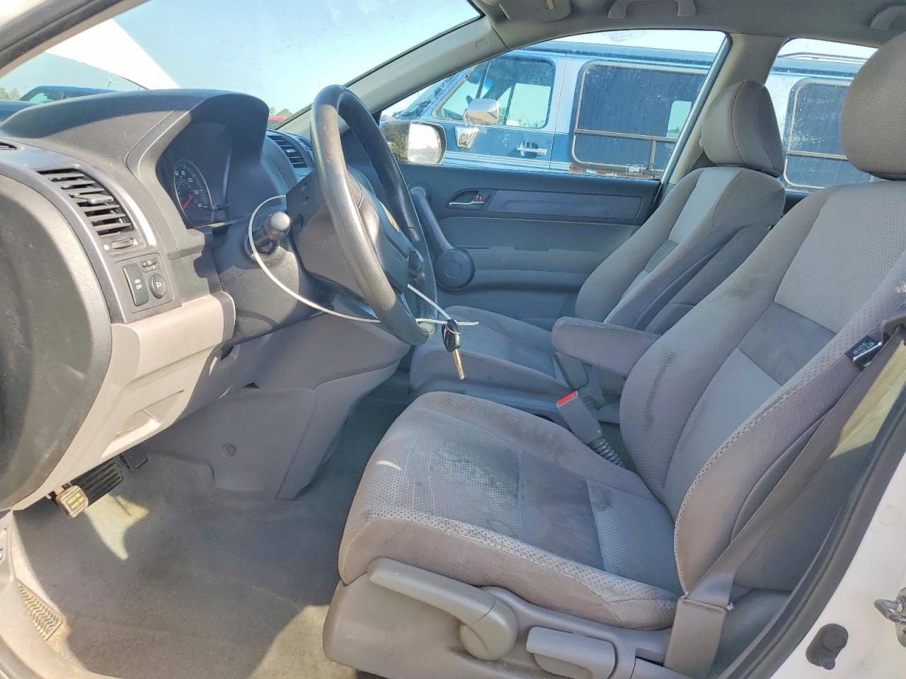 2008 Honda Cr-v Lx Белый vin: 5J6RE48388L031192