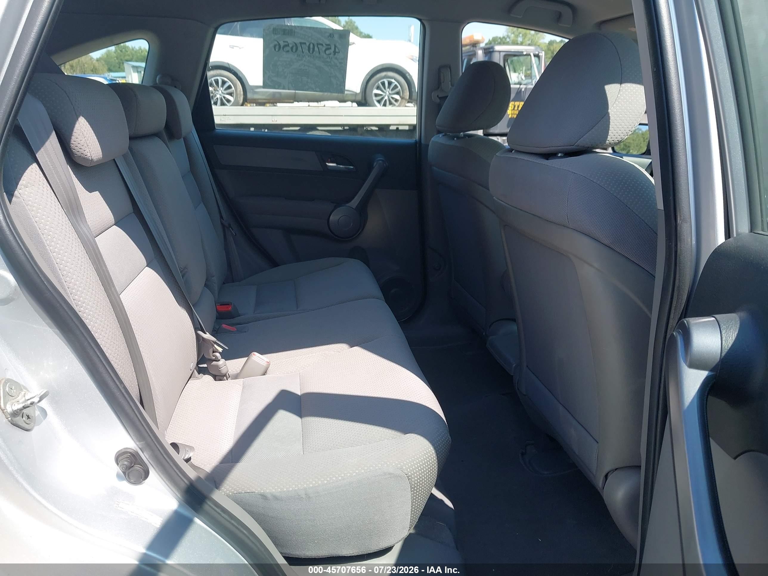 2009 Honda Cr-v Lx Silver vin: 5J6RE48399L013379