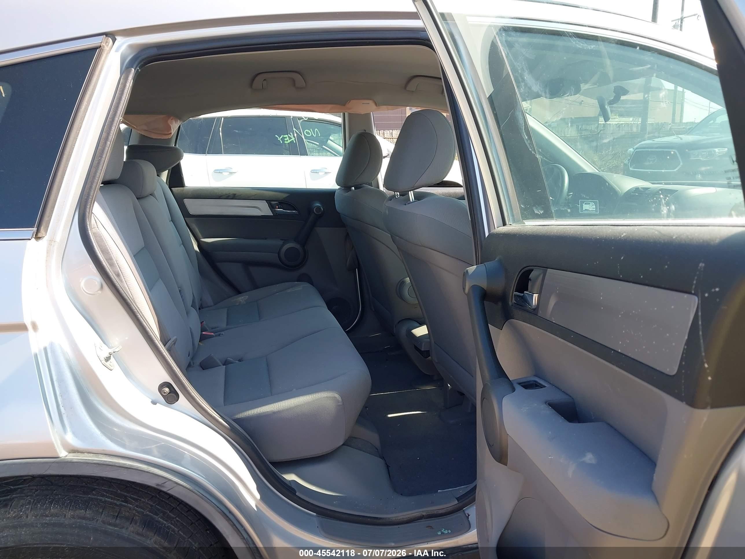 2010 Honda Cr-v Lx Silver vin: 5J6RE4H30AL080182