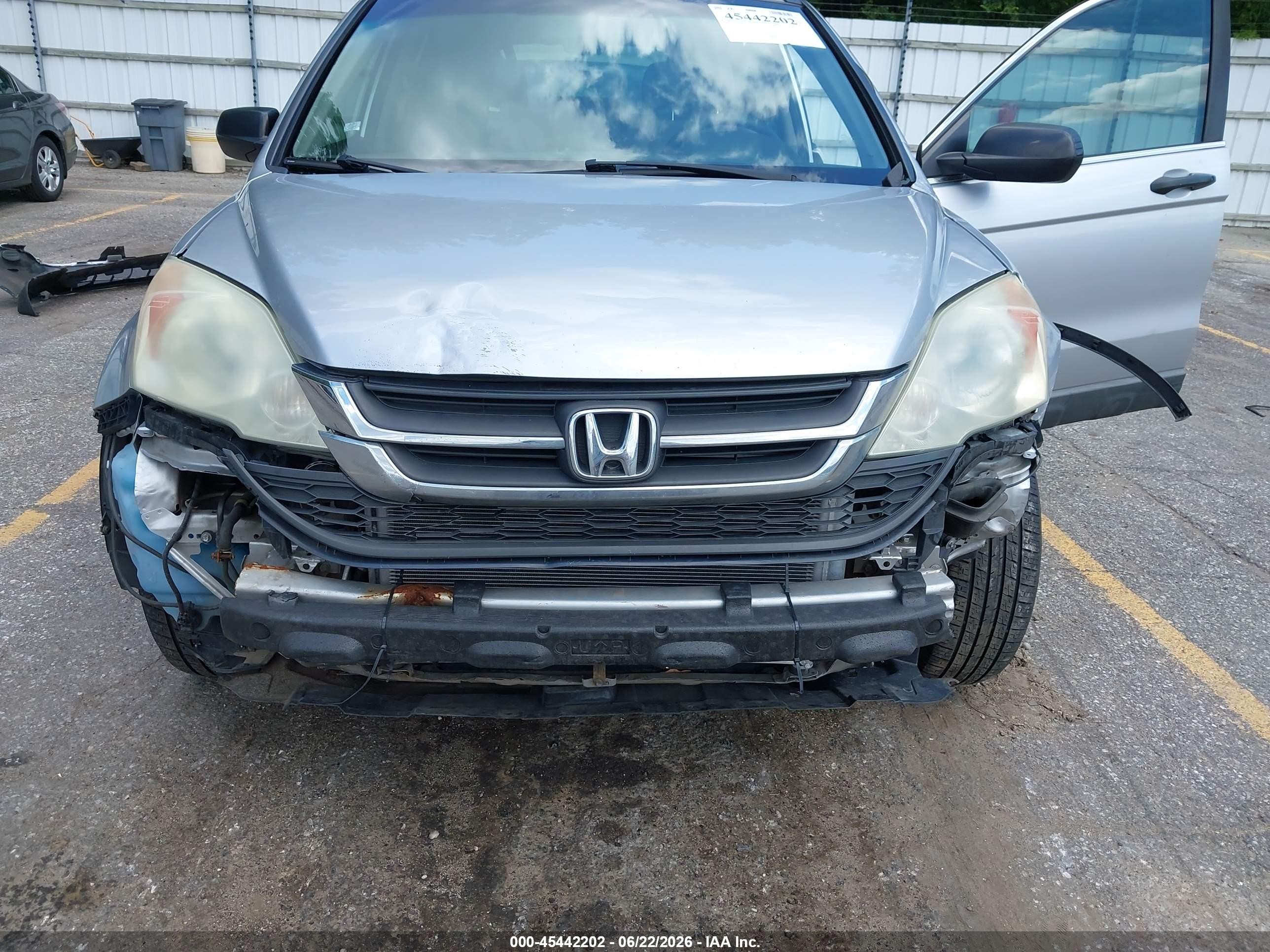 2010 Honda Cr-v Lx Silver vin: 5J6RE4H31AL029726