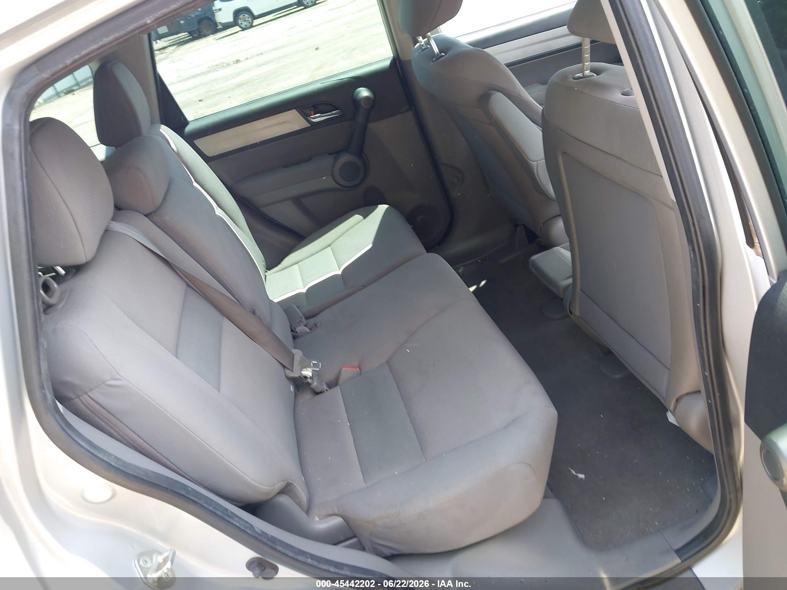 2010 Honda Cr-v Lx Silver vin: 5J6RE4H31AL029726