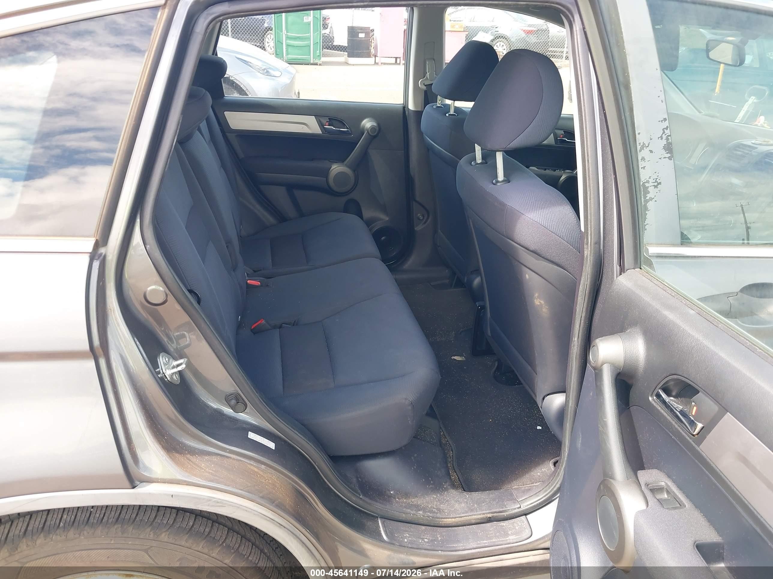 2011 Honda Cr-v Lx Серый vin: 5J6RE4H31BL010935