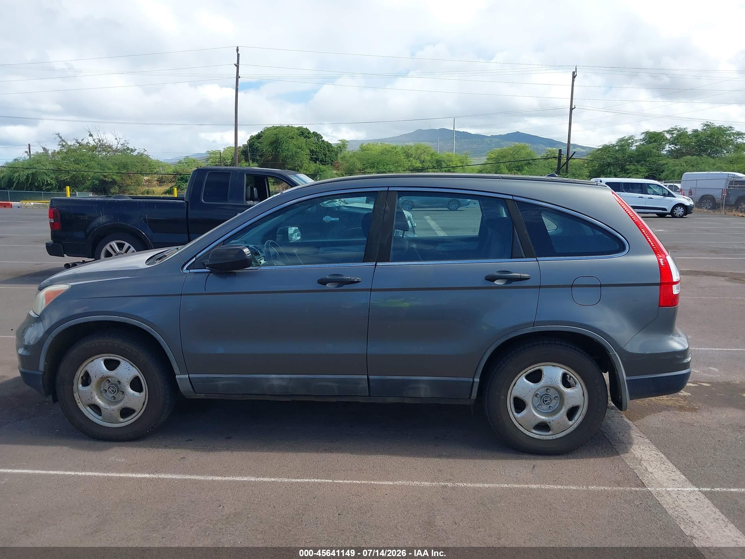2011 Honda Cr-v Lx Серый vin: 5J6RE4H31BL010935