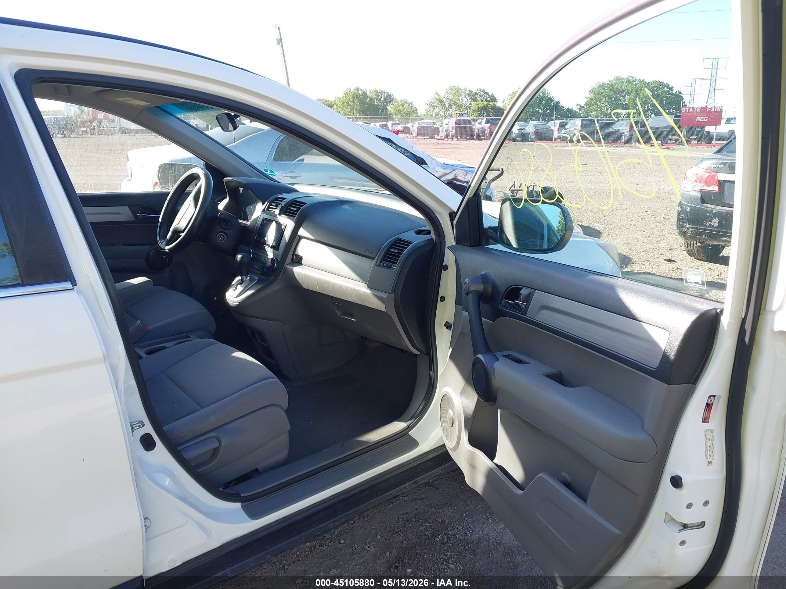 2011 Honda Cr-v Lx White vin: 5J6RE4H35BL117986