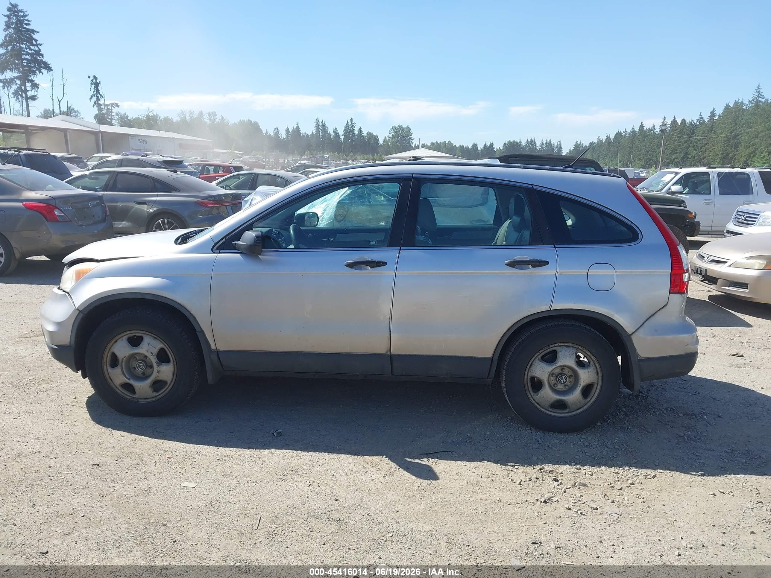 2011 Honda Cr-v Lx Silver vin: 5J6RE4H36BL079555