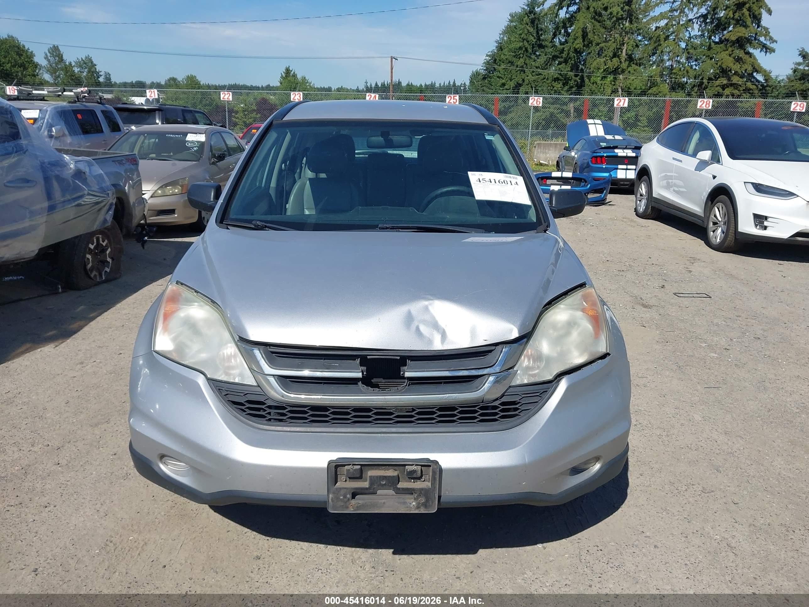 2011 Honda Cr-v Lx Silver vin: 5J6RE4H36BL079555