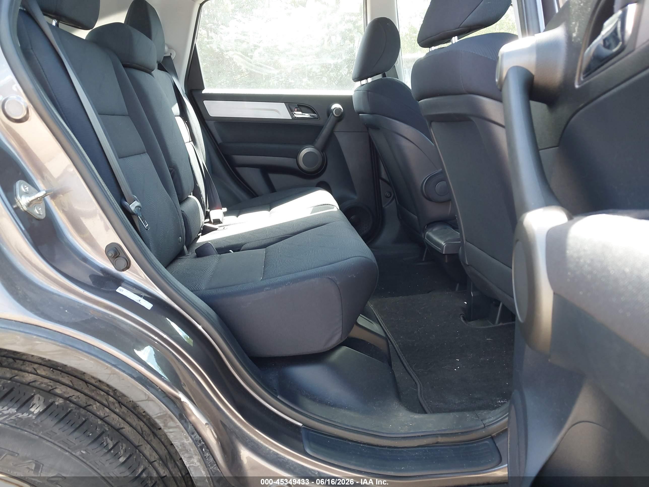 2011 Honda Cr-v Lx Gray vin: 5J6RE4H37BL109338