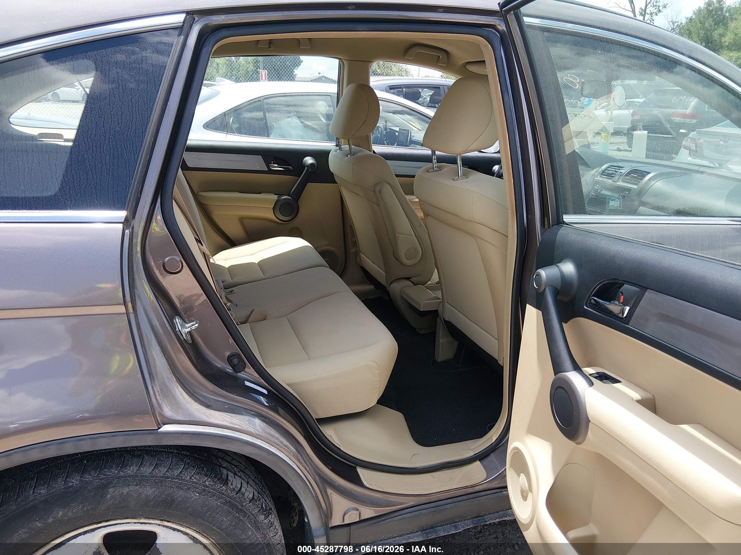 2010 Honda Cr-v Lx Gray vin: 5J6RE4H38AL073447