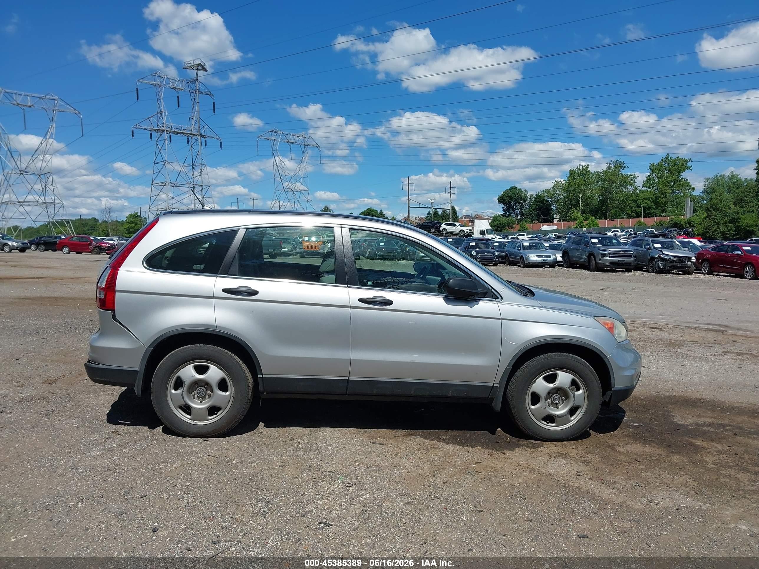2011 Honda Cr-v Lx Silver vin: 5J6RE4H38BL038943