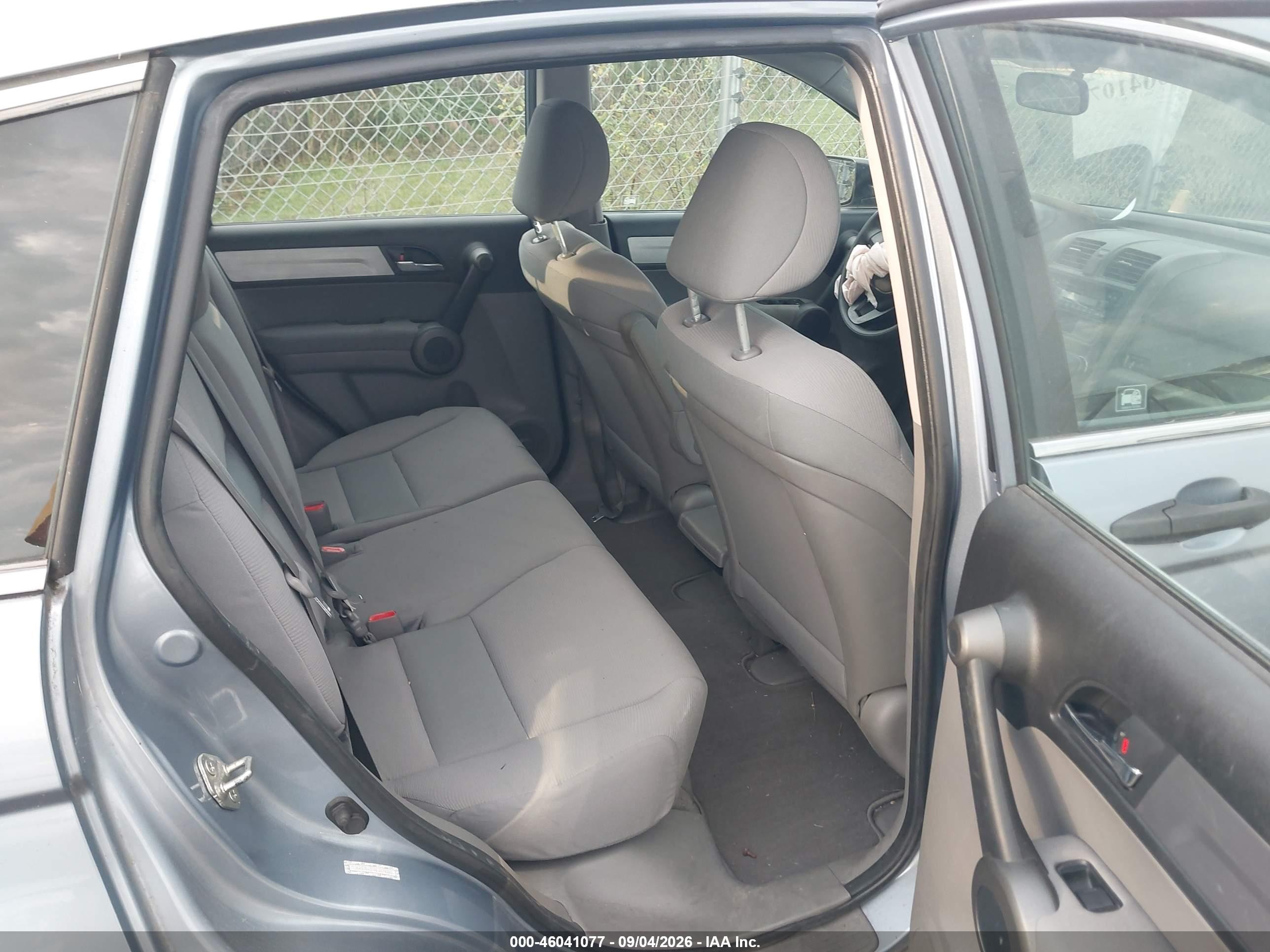 2010 Honda Cr-v Lx Light Blue vin: 5J6RE4H39AL009000