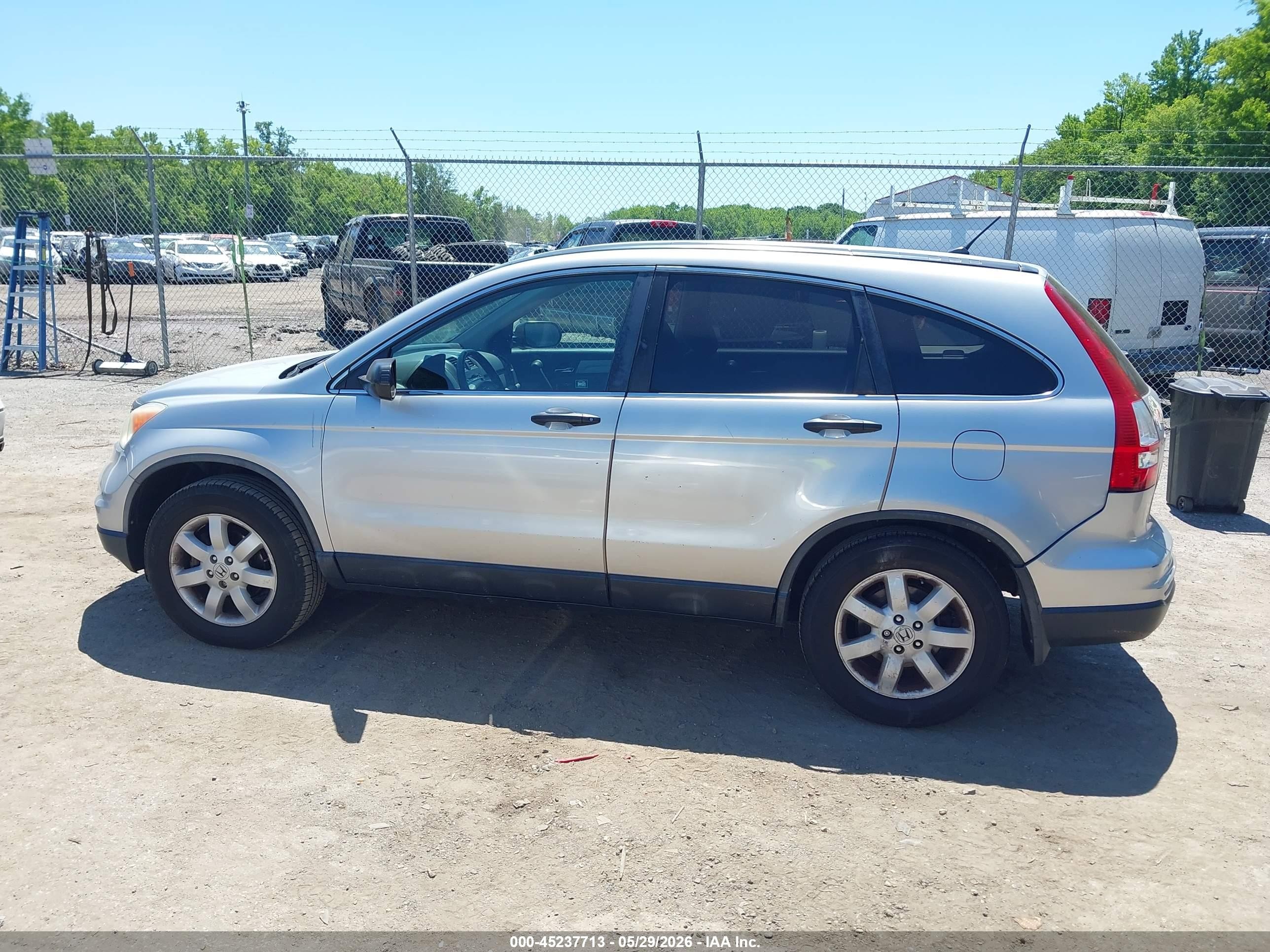 2011 Honda Cr-v Se Silver vin: 5J6RE4H47BL049196