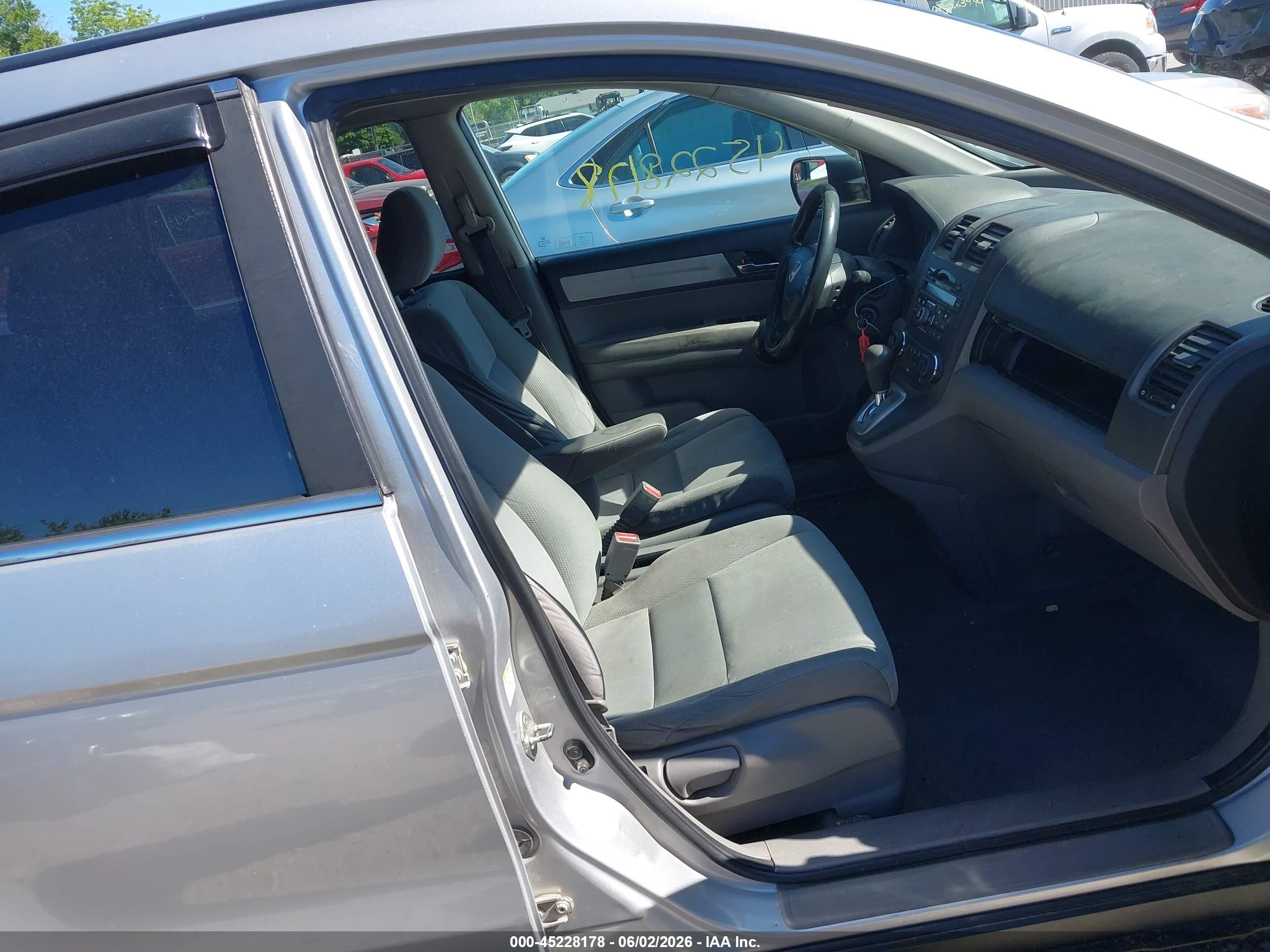 2011 Honda Cr-v Se Silver vin: 5J6RE4H47BL092050