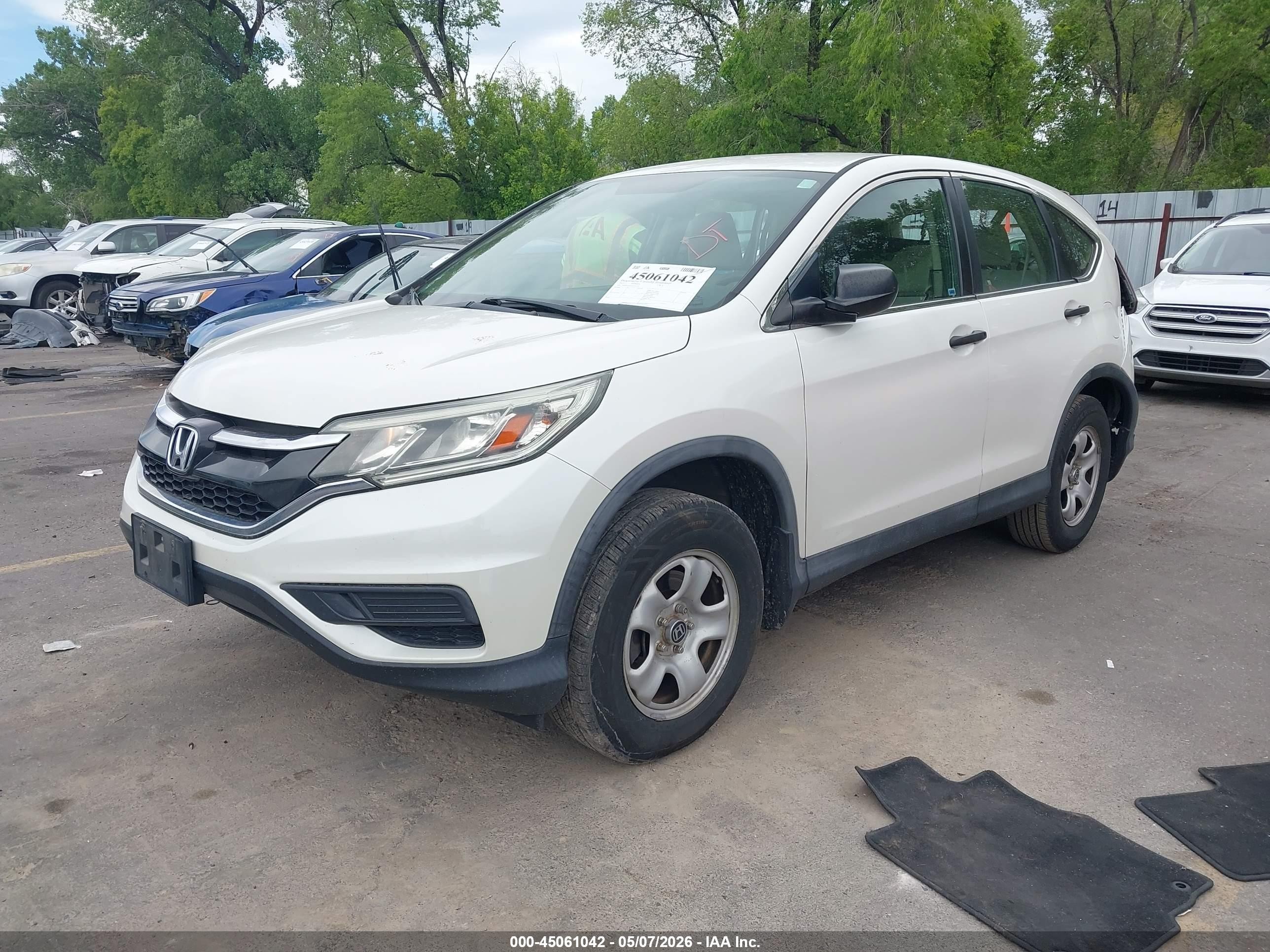 2015 Honda Cr-v Lx White vin: 5J6RM3H32FL011319