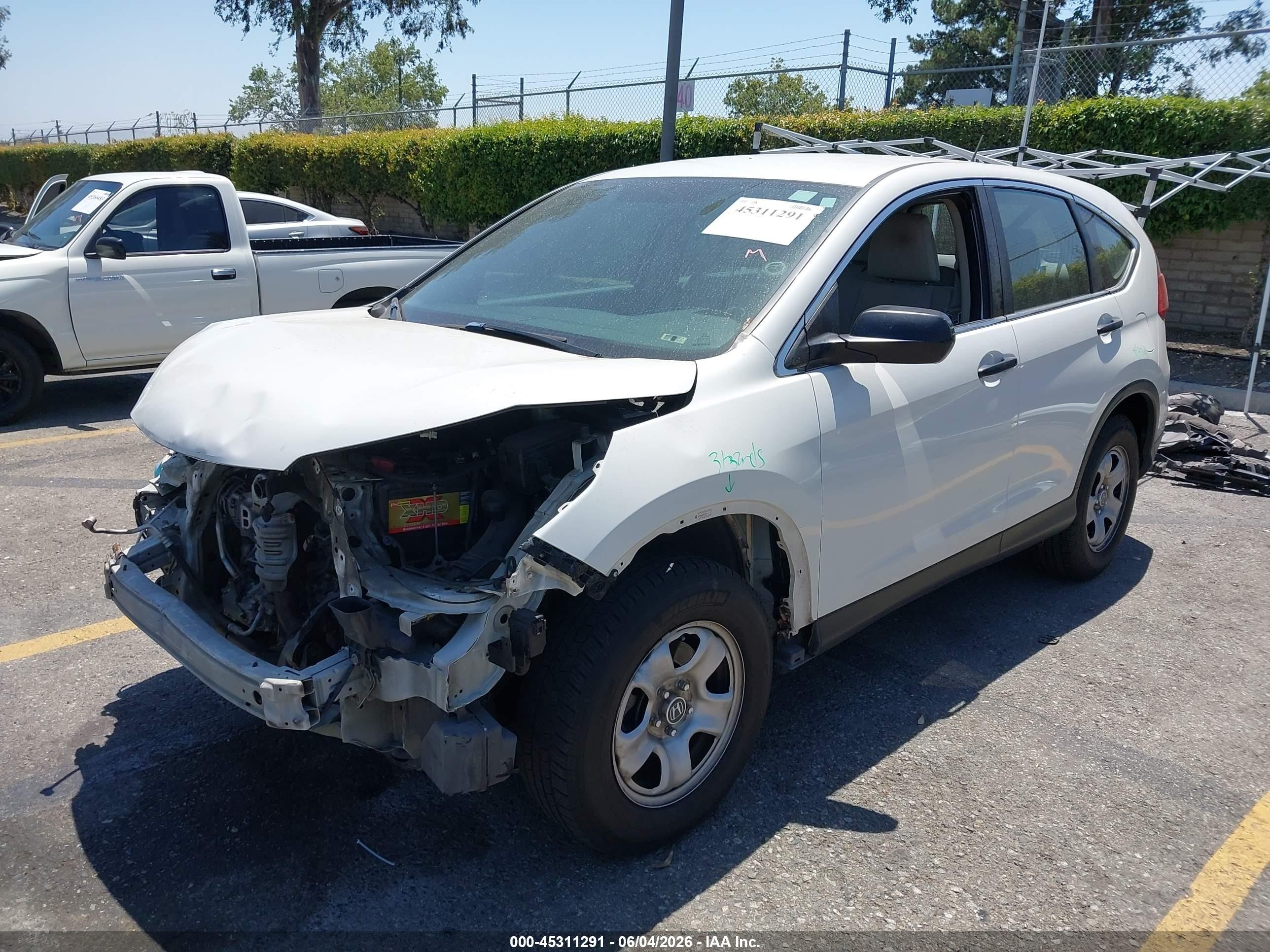 2015 Honda Cr-v Lx White vin: 5J6RM3H32FL012177