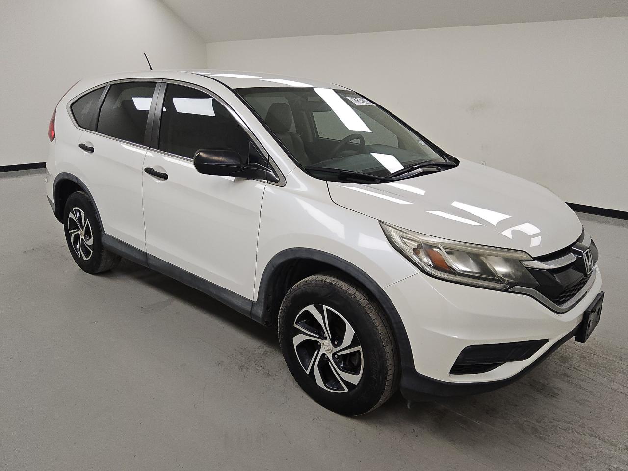 2015 Honda Cr-v Lx Белый vin: 5J6RM3H33FL027481 Damage: Right Rear Tire, Worn, Replacement Required