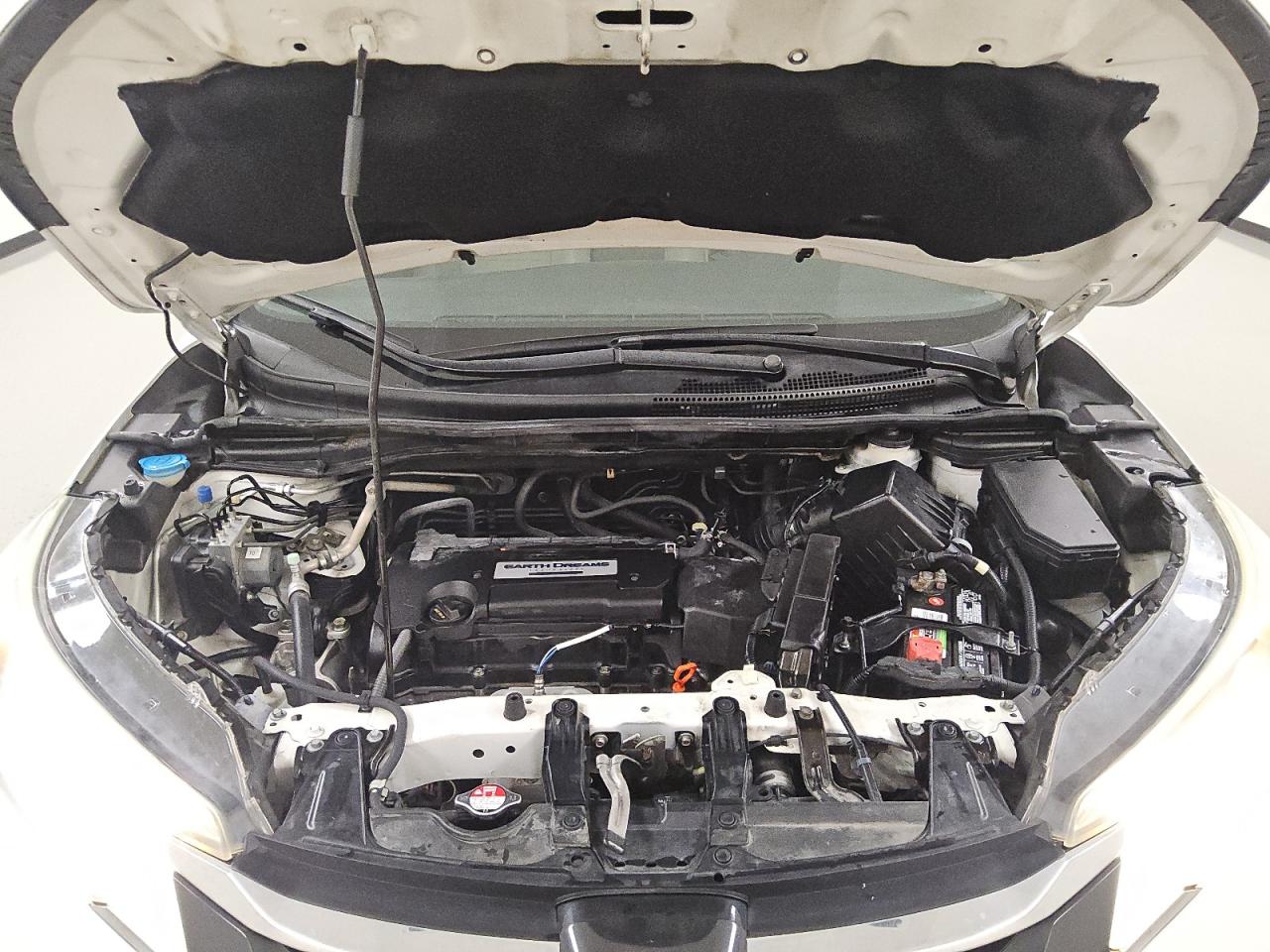 2015 Honda Cr-v Lx Белый vin: 5J6RM3H33FL027481 Damage: Fluid Level Coolant, Low Fluid, Unacceptable