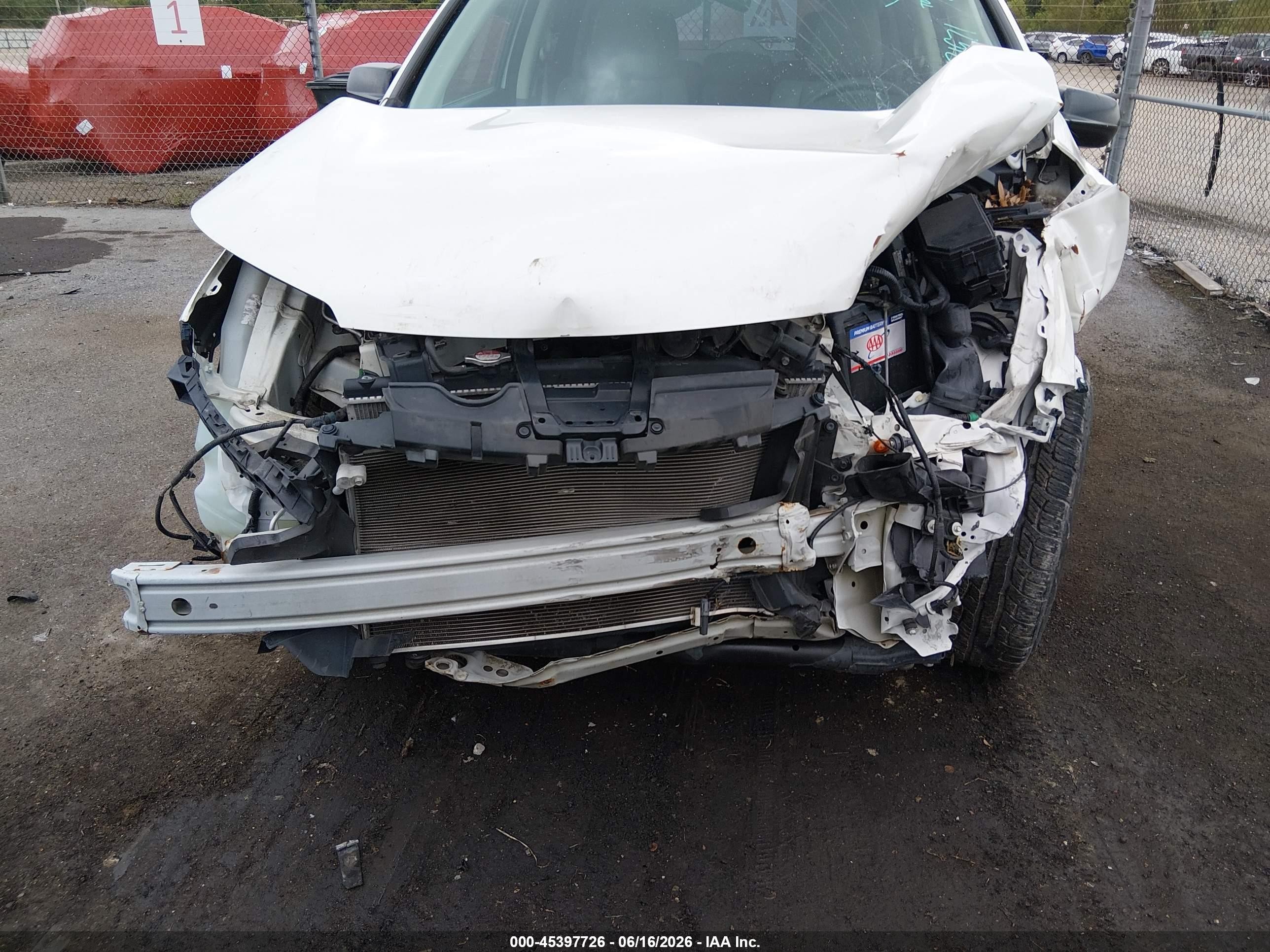 2014 Honda Cr-v Lx White vin: 5J6RM3H35EL019154