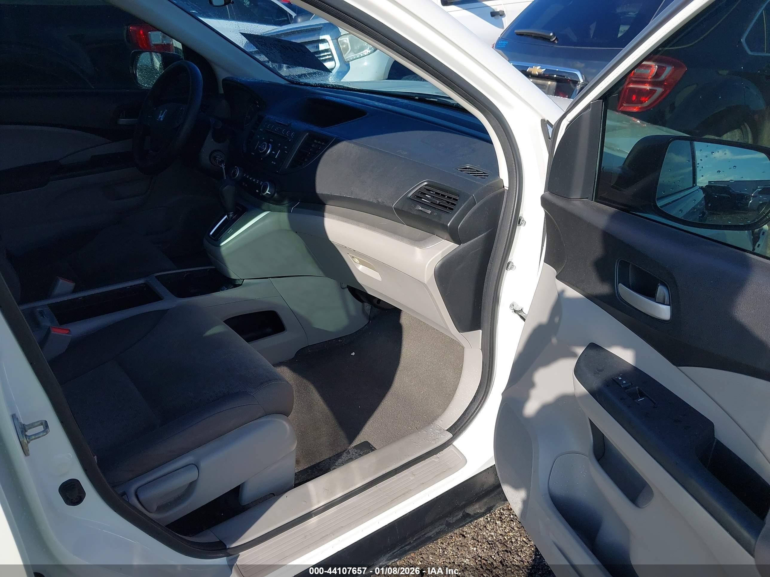 2014 Honda Cr-v Lx White vin: 5J6RM3H3XEL012507
