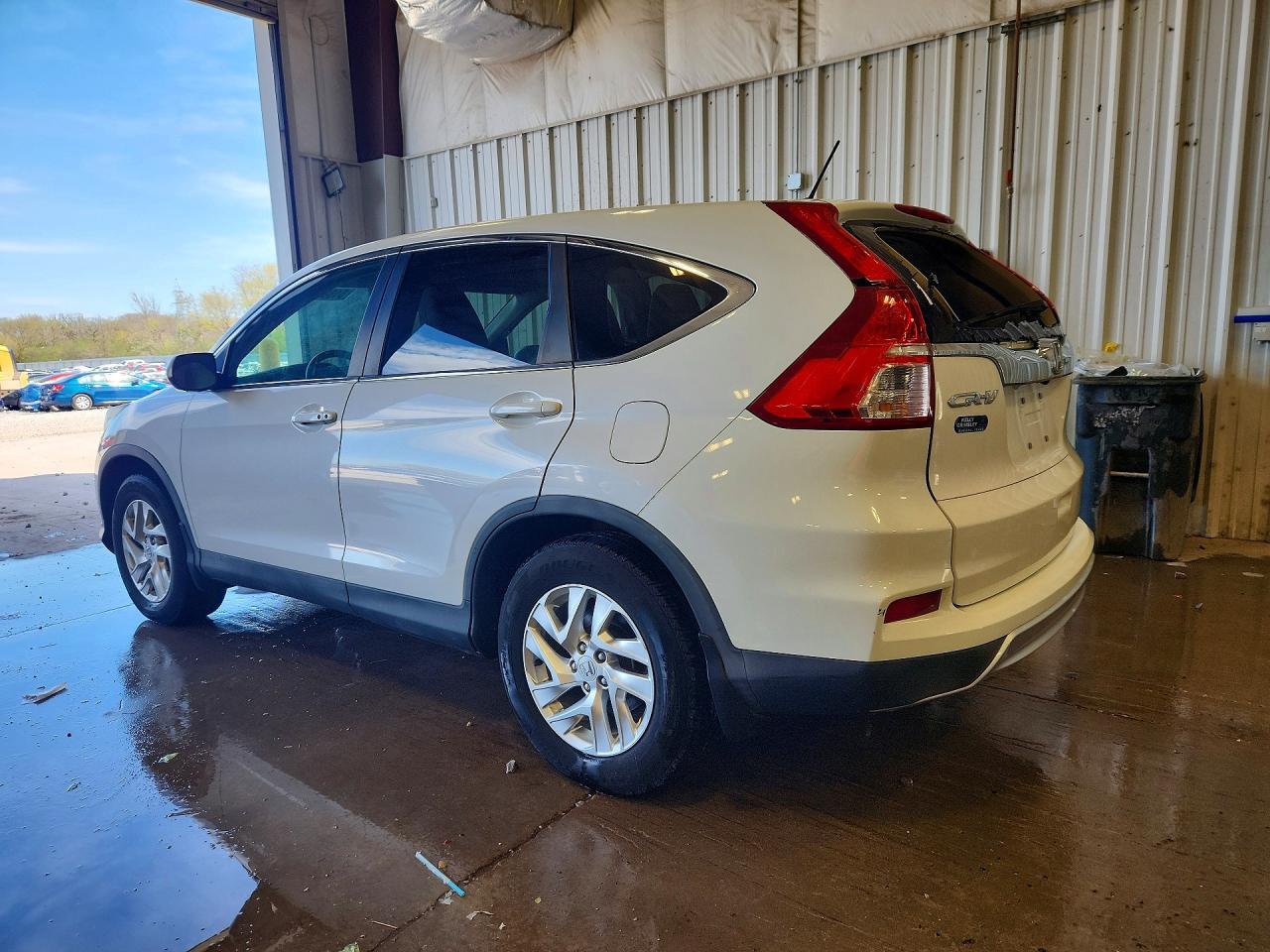 2015 Honda Cr-v Белый vin: 5J6RM3H5XFL001994