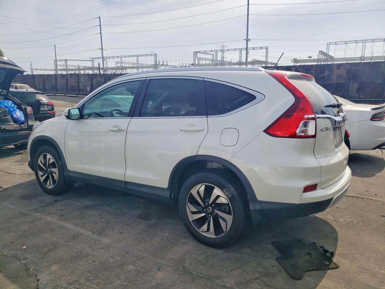 2015 Honda Cr-v Touring White vin: 5J6RM3H91FL020064
