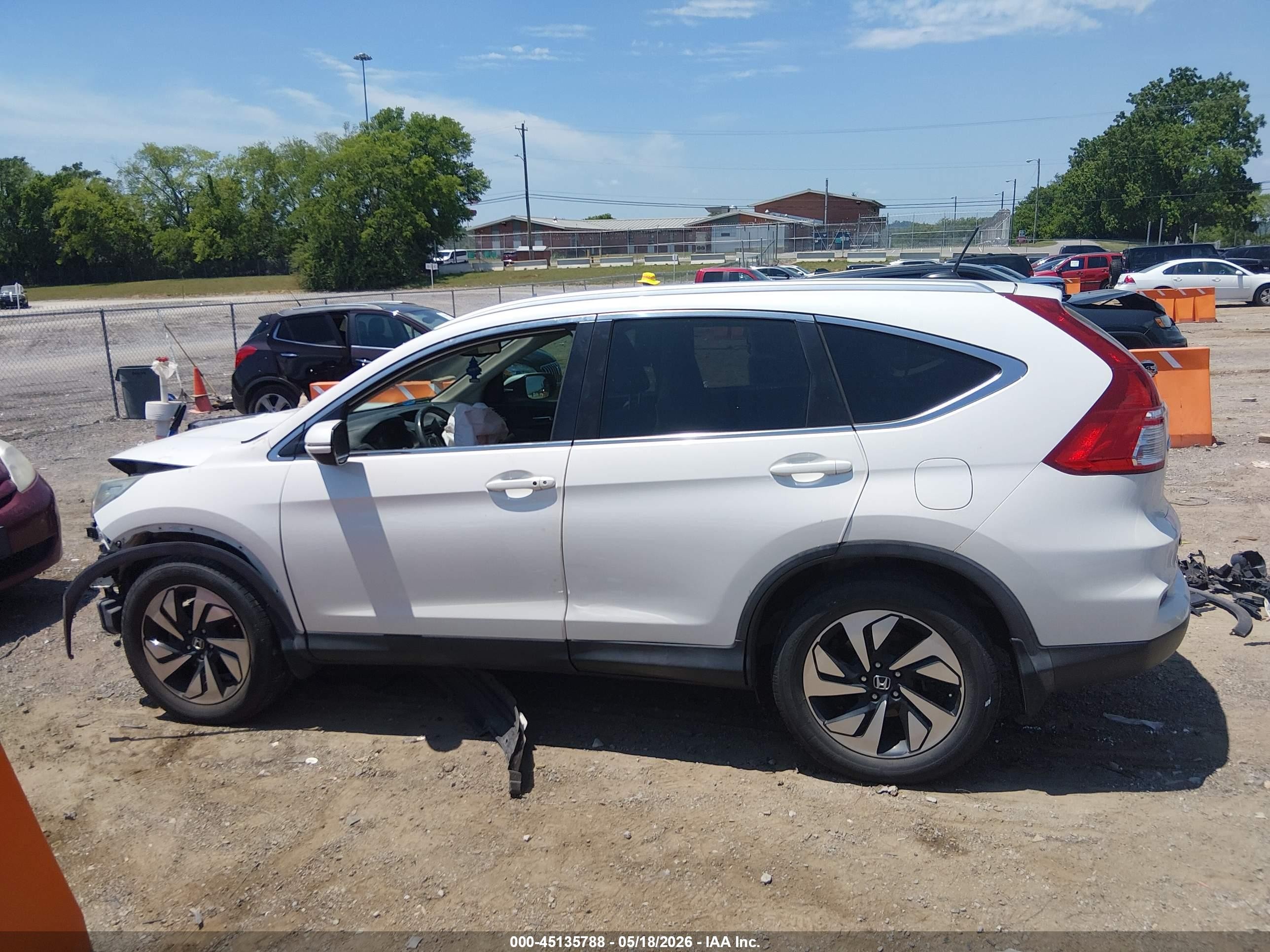 2015 Honda Cr-v Touring White vin: 5J6RM3H99FL025707