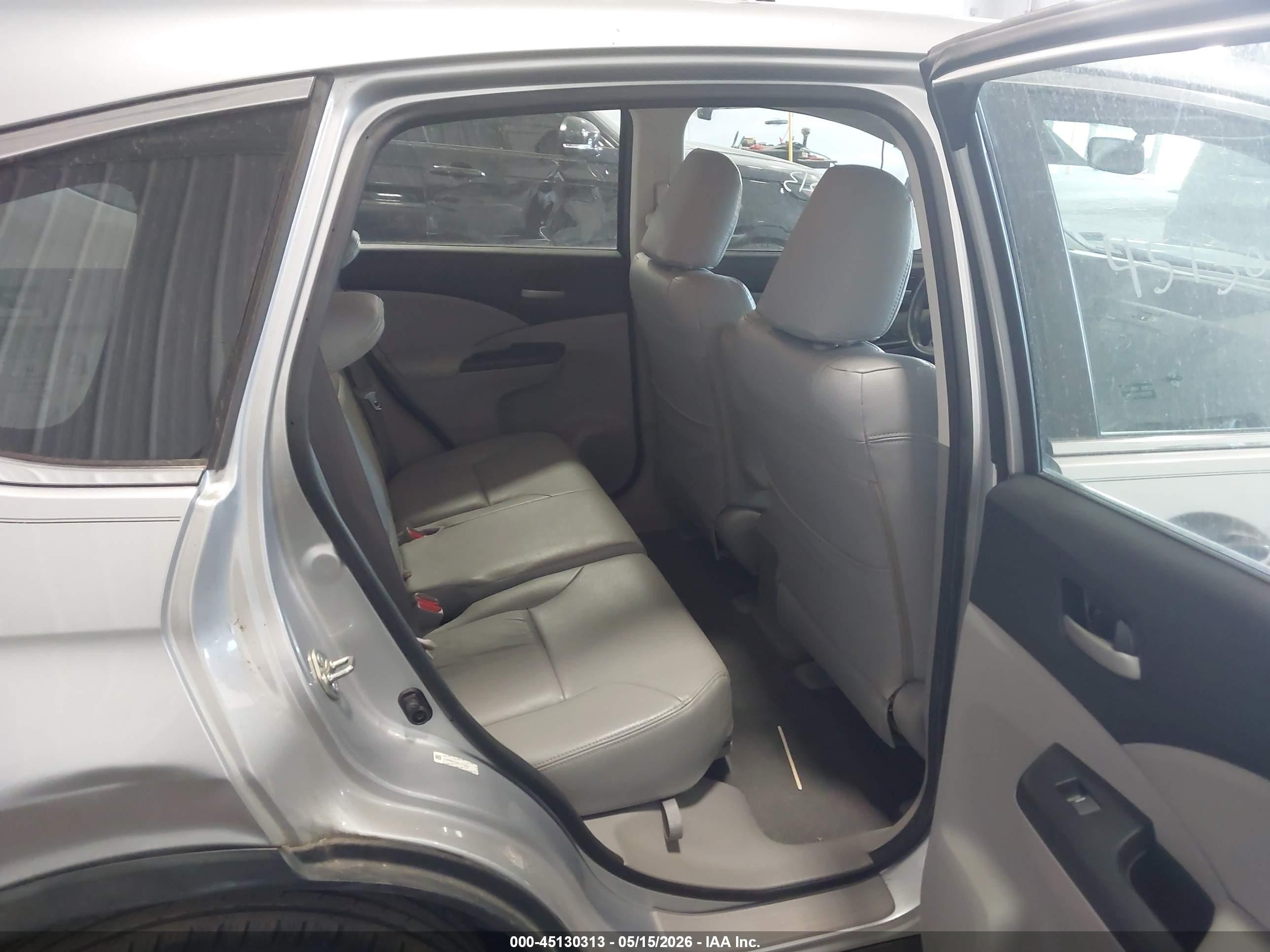 2014 Honda Cr-v Lx Silver vin: 5J6RM4H30EL070809