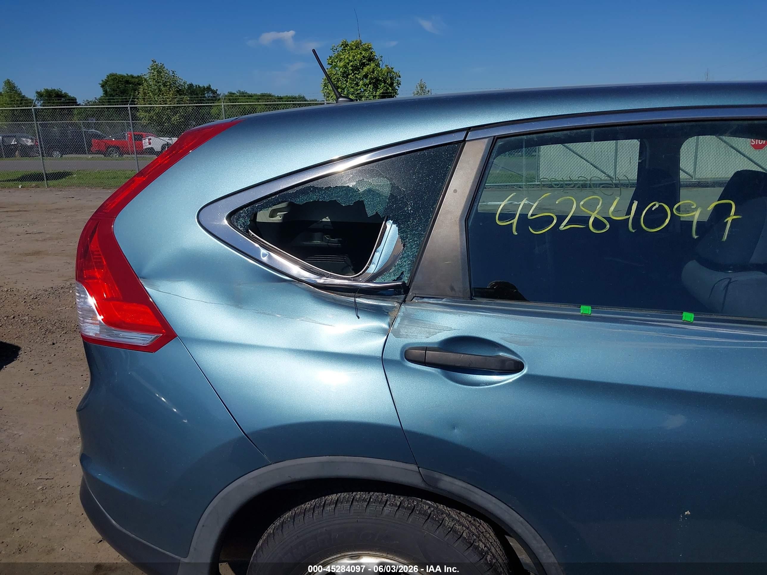 2013 Honda Cr-v Lx Blue vin: 5J6RM4H31DL047554