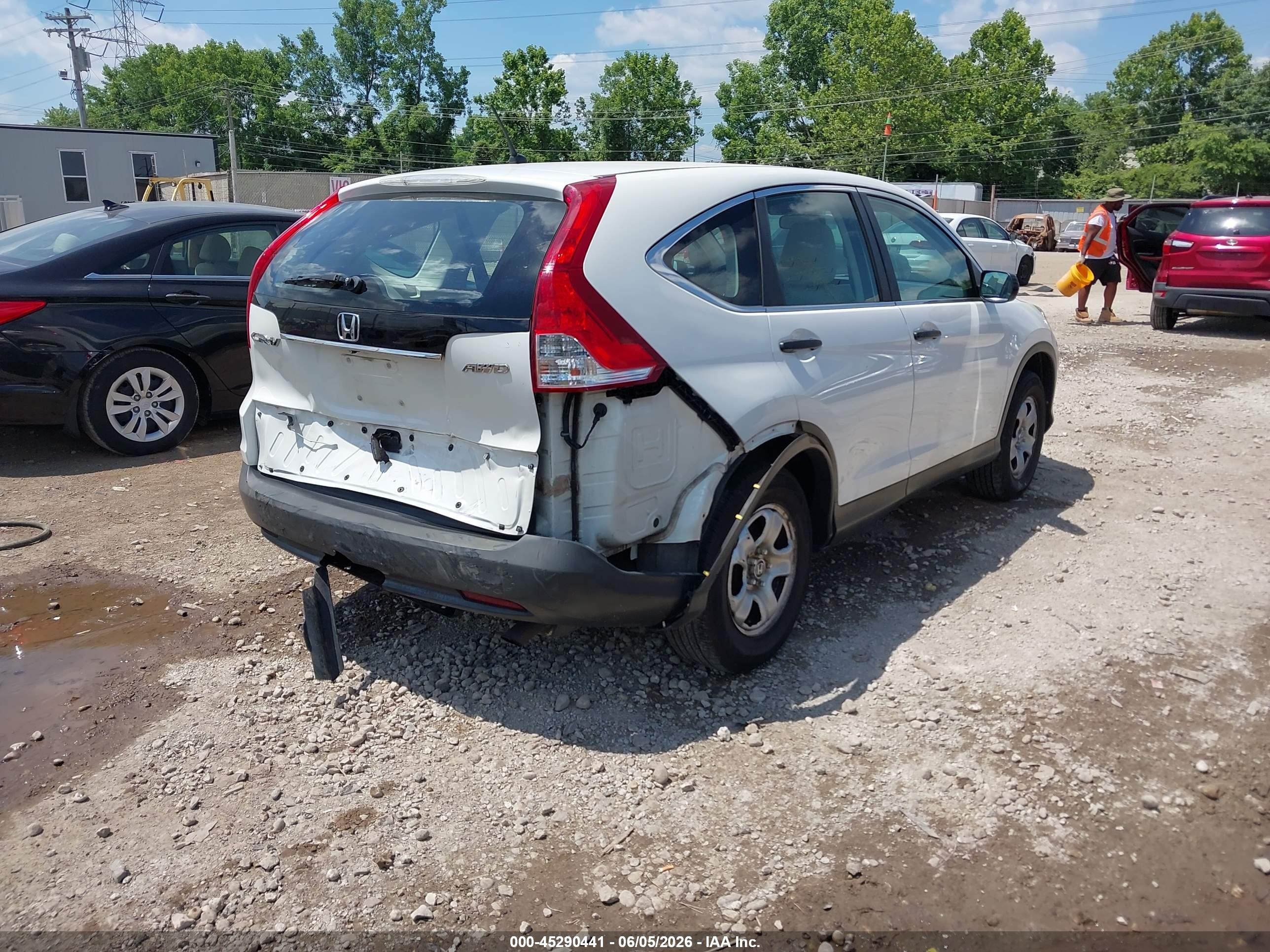 2013 Honda Cr-v Lx White vin: 5J6RM4H31DL073202