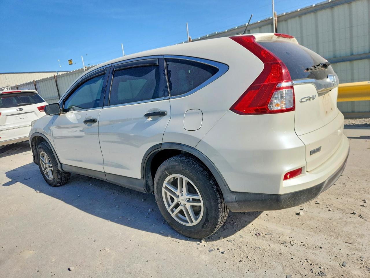2015 Honda Cr-v Lx White vin: 5J6RM4H31FL072389