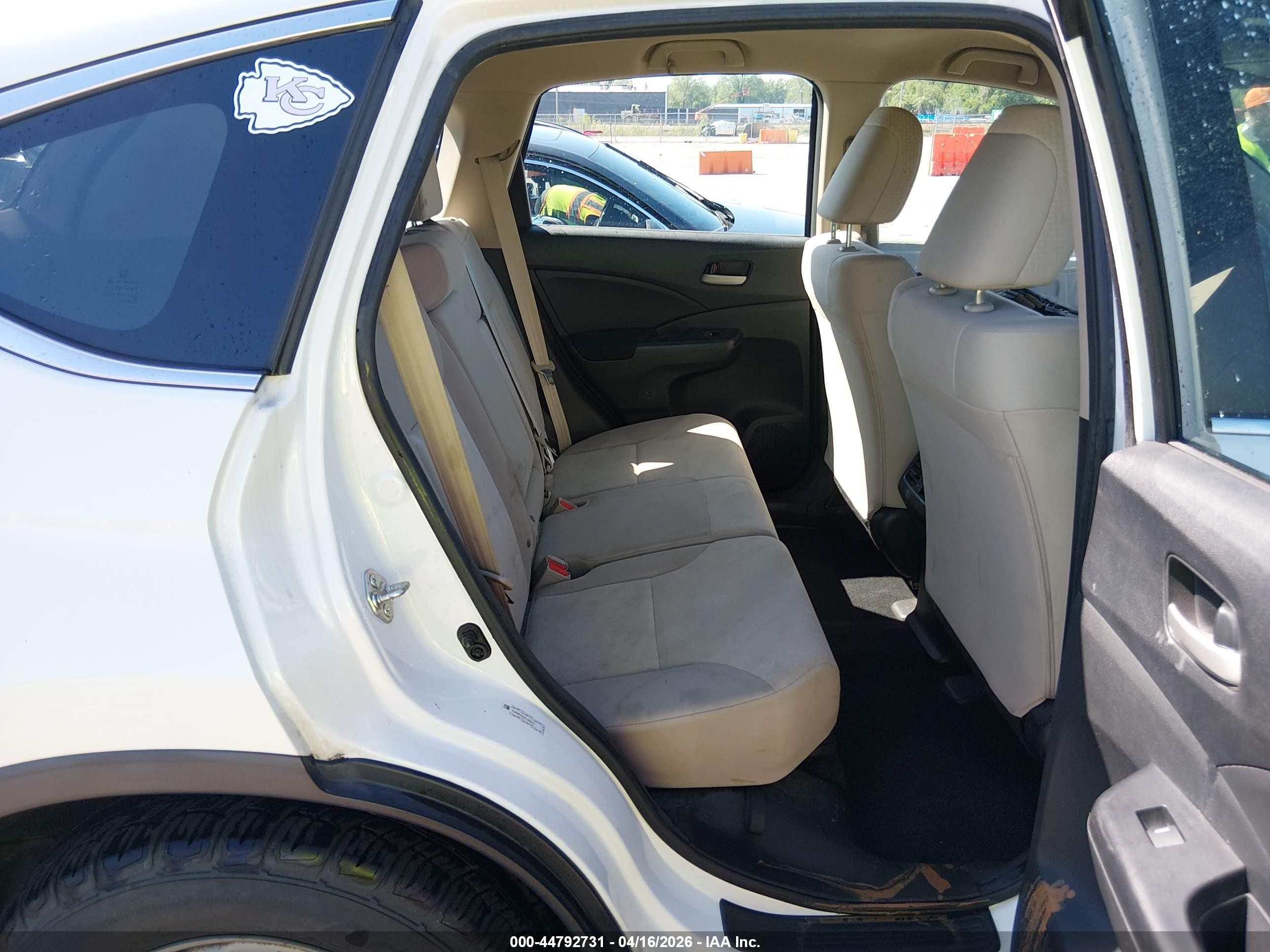 2015 Honda Cr-v Lx White vin: 5J6RM4H31FL088141