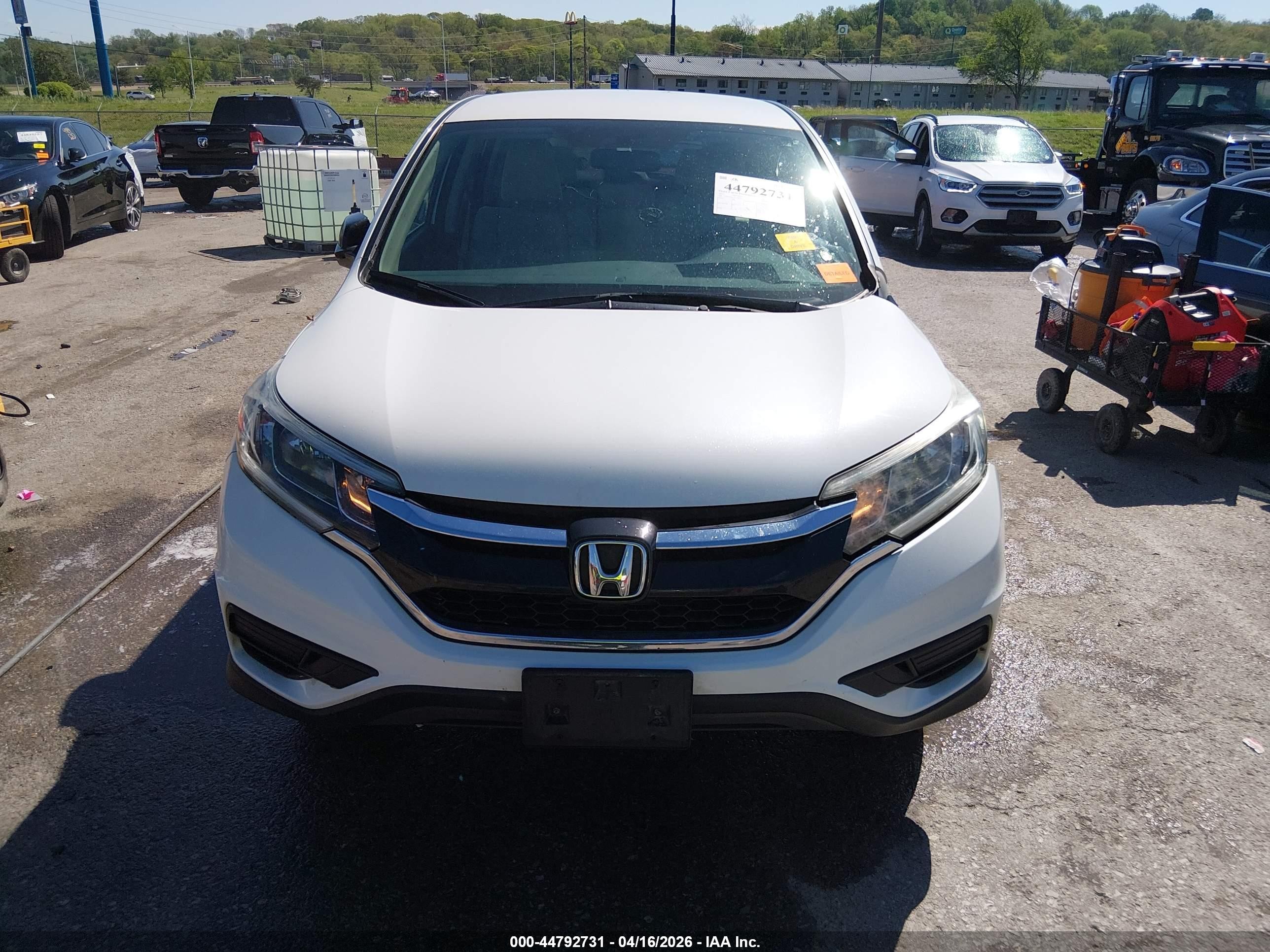 2015 Honda Cr-v Lx White vin: 5J6RM4H31FL088141