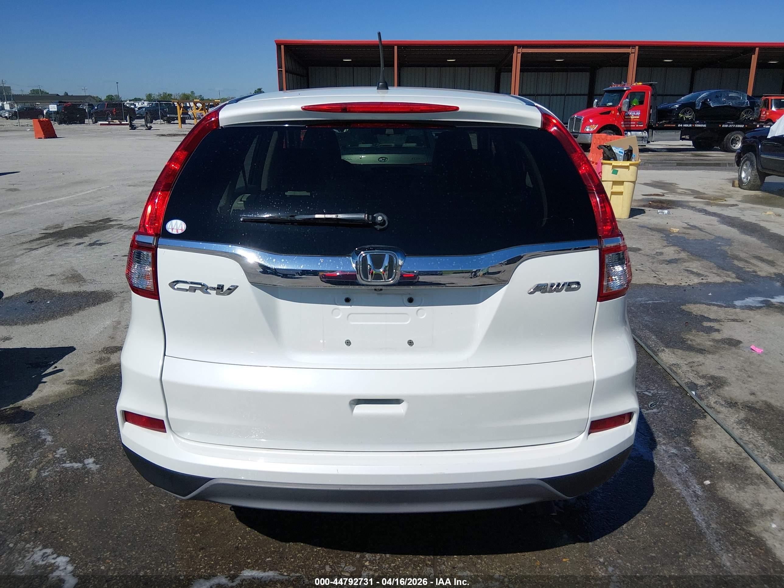 2015 Honda Cr-v Lx White vin: 5J6RM4H31FL088141