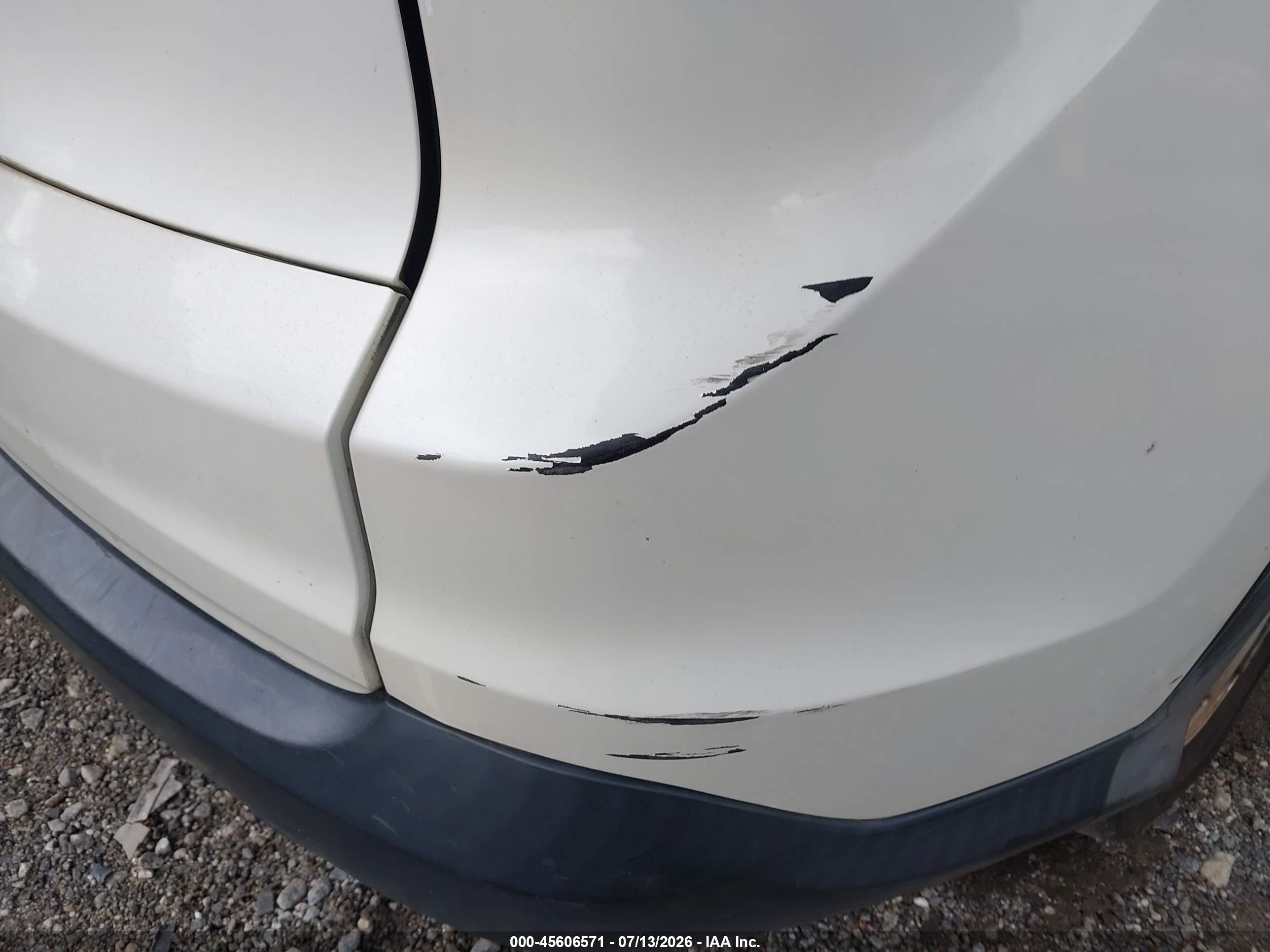 2013 Honda Cr-v Lx White vin: 5J6RM4H32DL059583