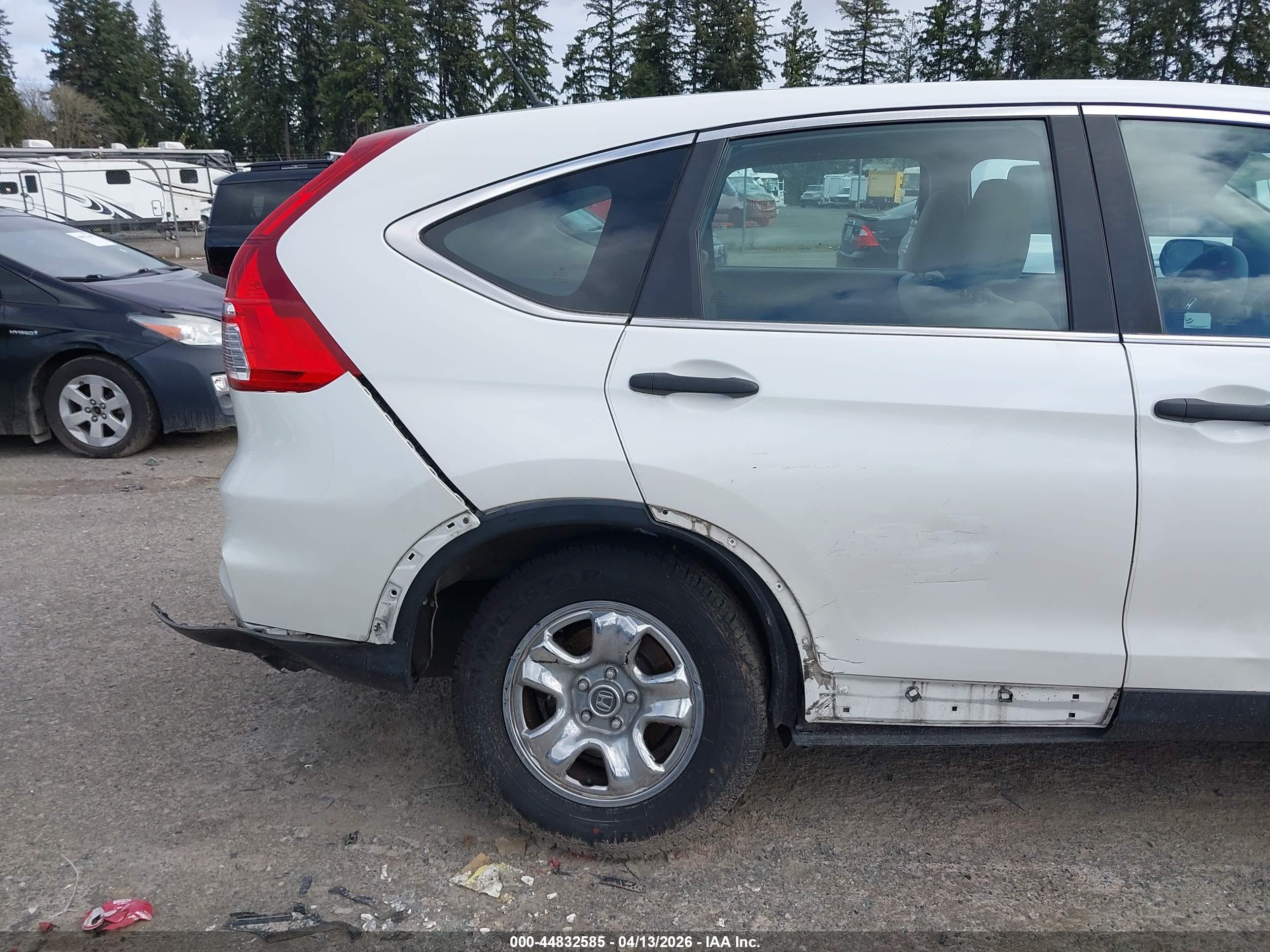 2015 Honda Cr-v Lx White vin: 5J6RM4H33FL022528