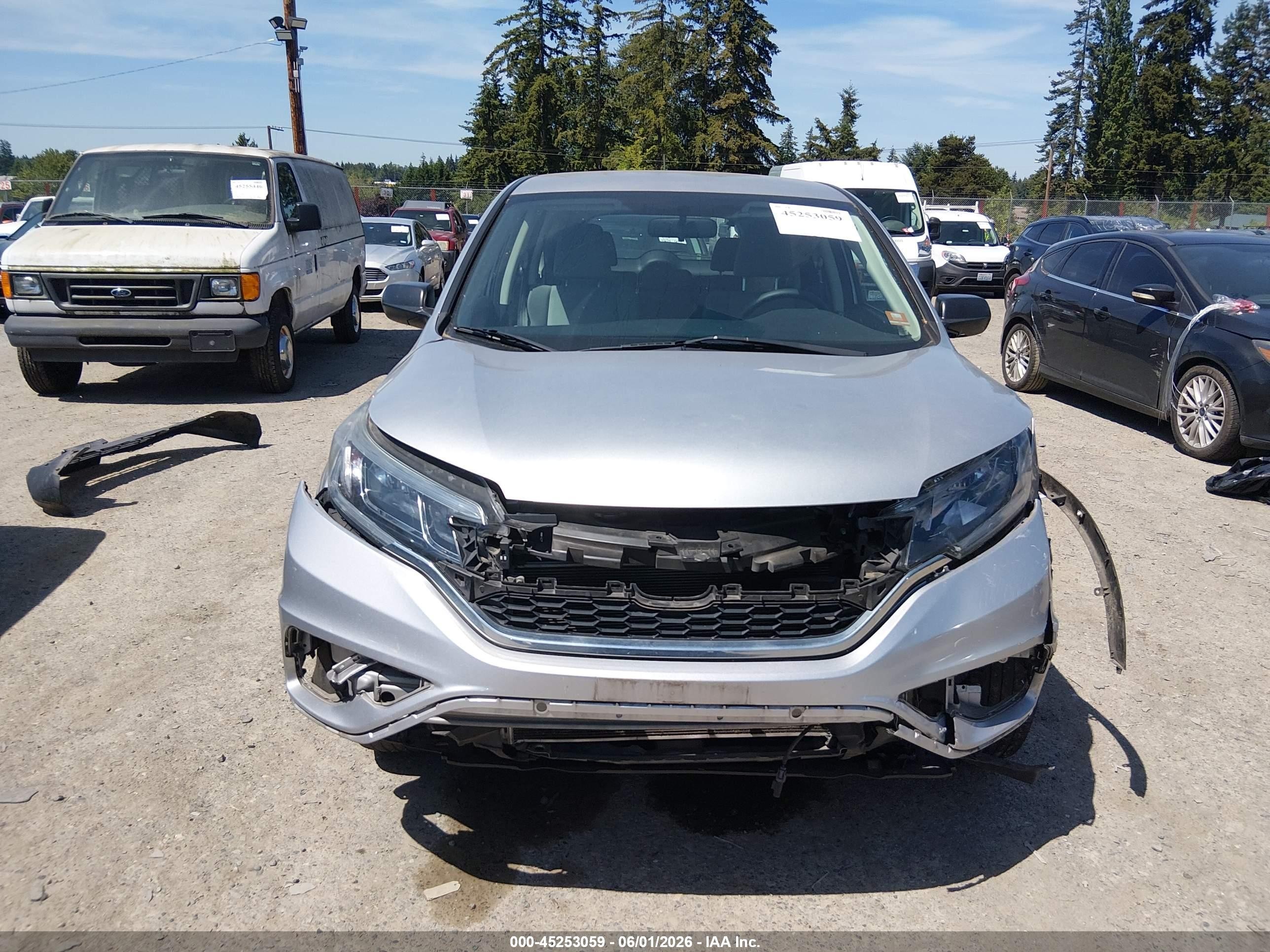 2016 Honda Cr-v Lx Silver vin: 5J6RM4H34GL049805
