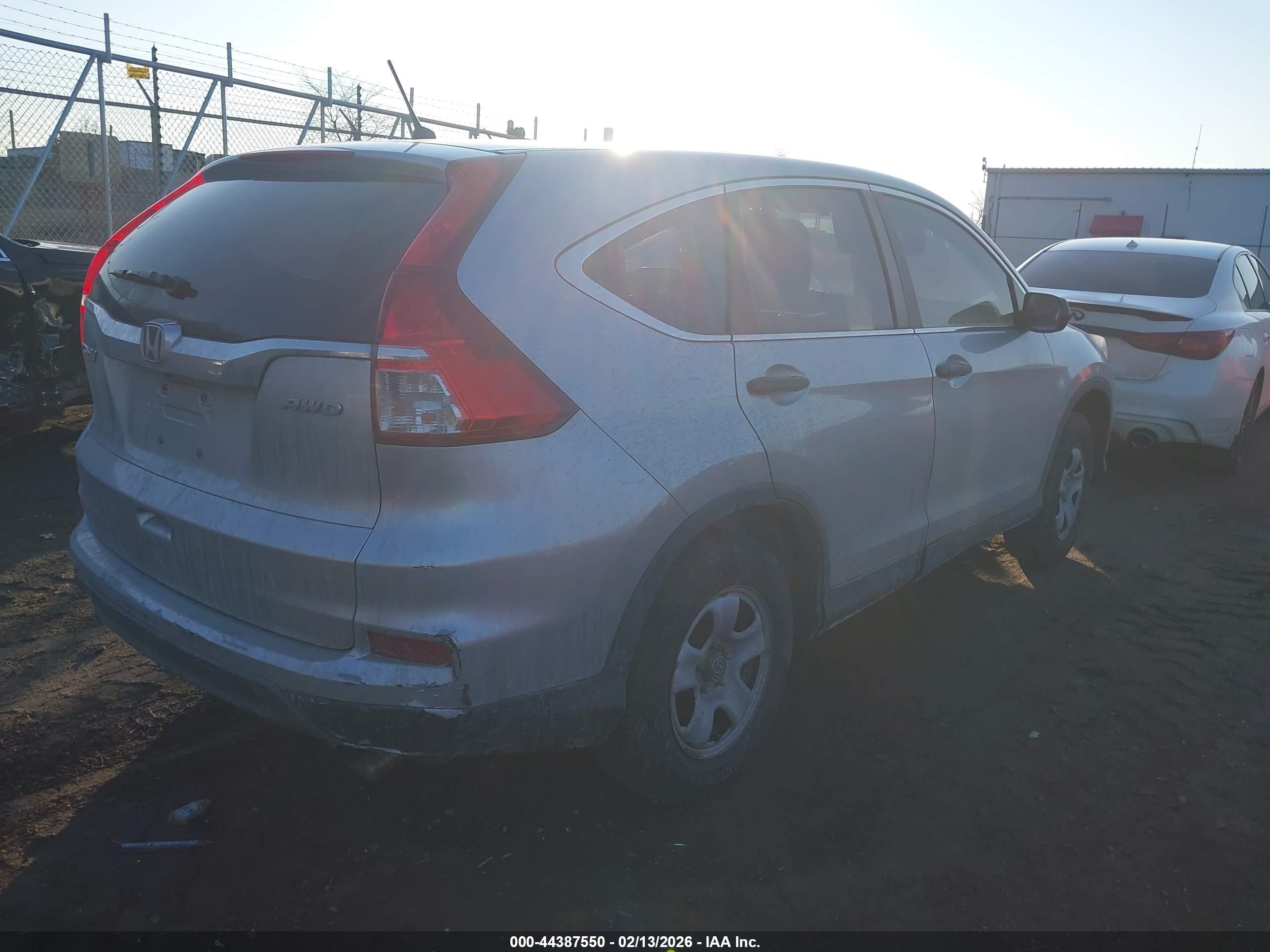 2015 Honda Cr-v Lx Silver vin: 5J6RM4H36FL024676