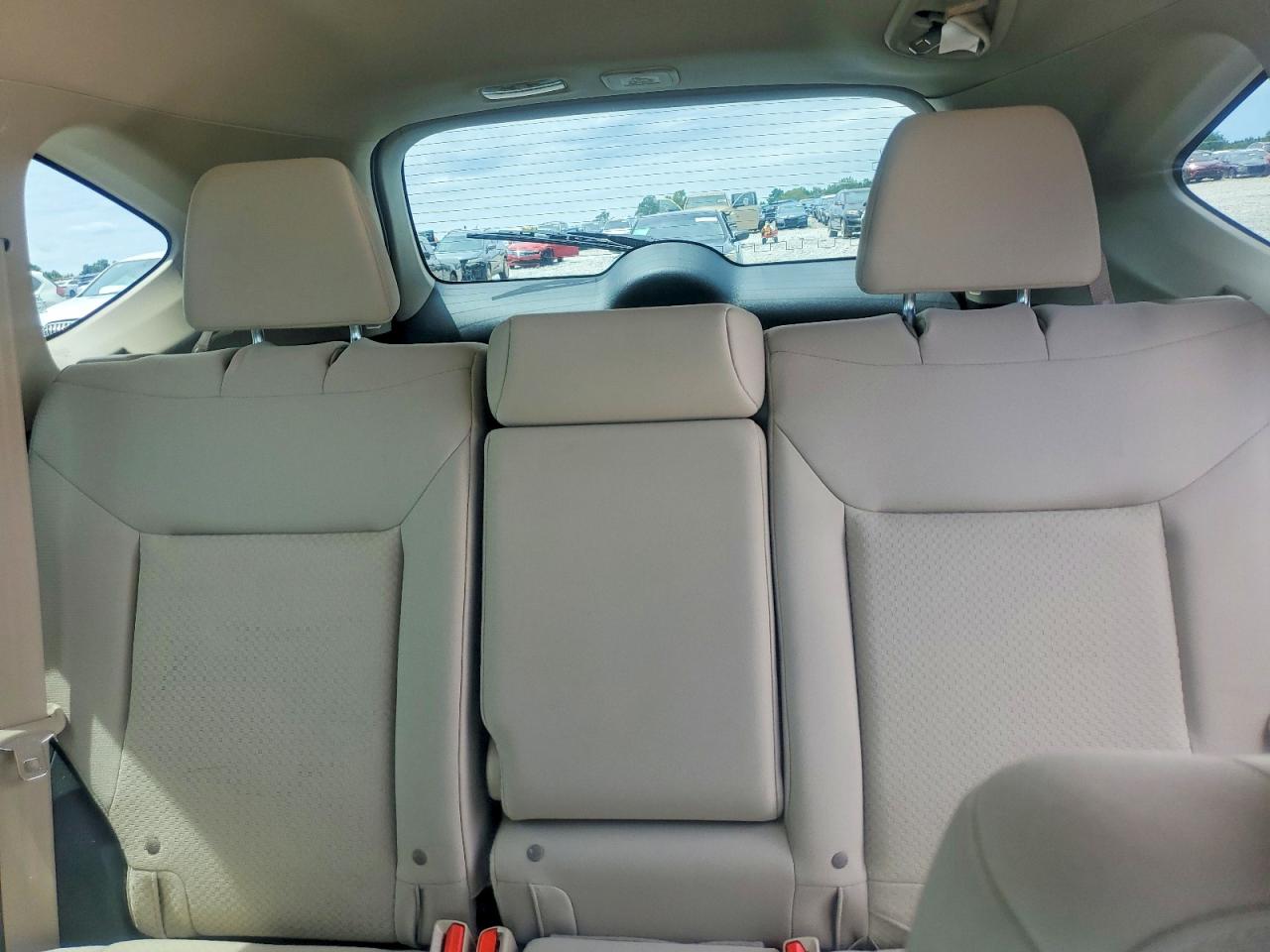 2016 Honda Cr-v Lx White vin: 5J6RM4H36GL105887