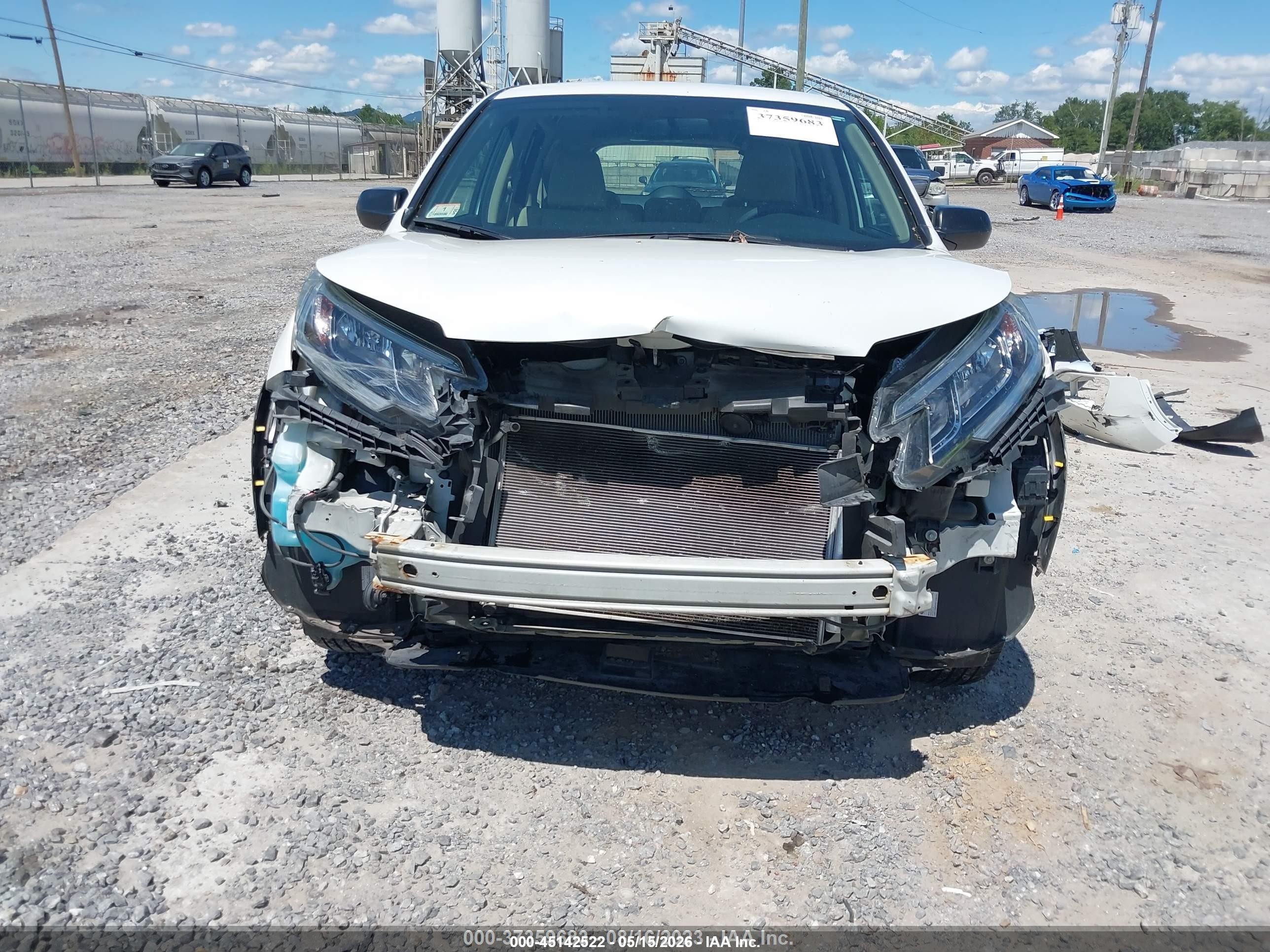 2015 Honda Cr-v Lx White vin: 5J6RM4H38FL010326