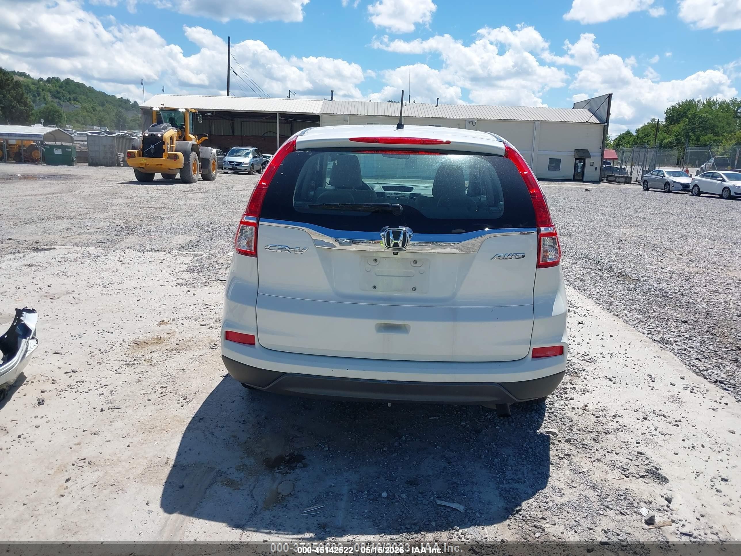 2015 Honda Cr-v Lx White vin: 5J6RM4H38FL010326
