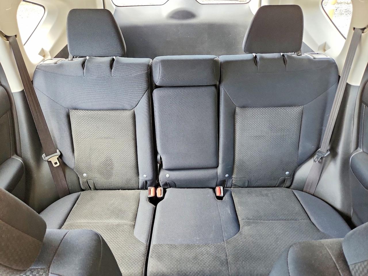 2015 Honda Cr-v Lx Silver vin: 5J6RM4H39FL051676