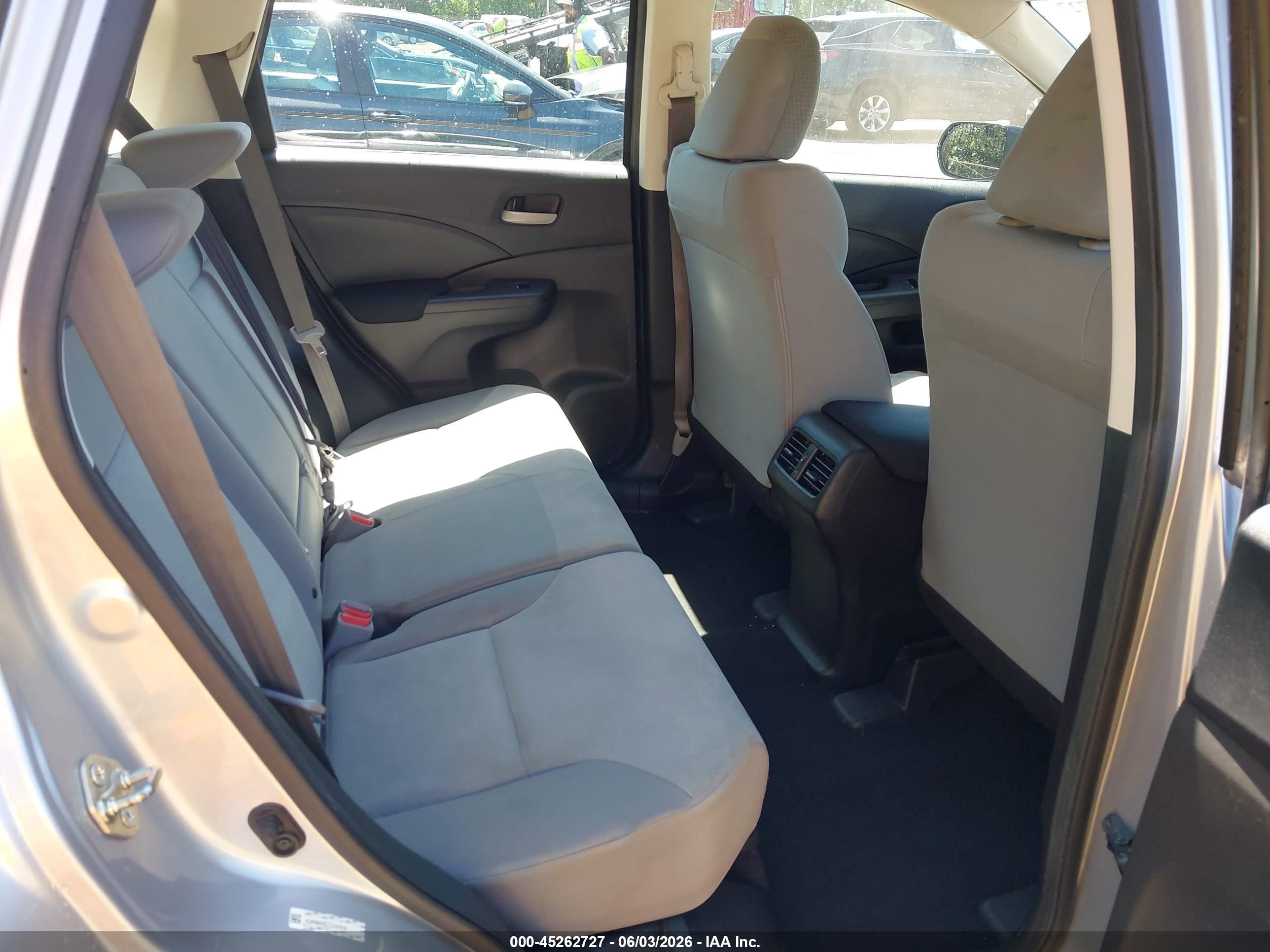 2015 Honda Cr-v Lx Silver vin: 5J6RM4H3XFL021019