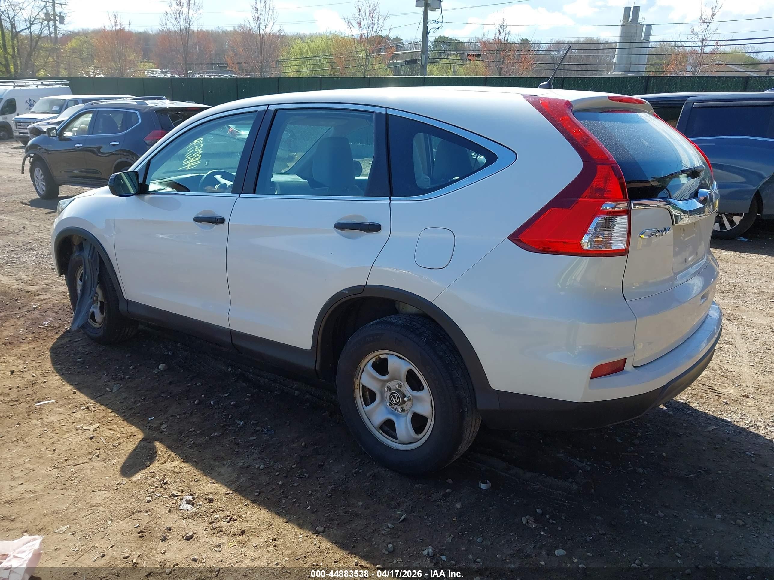2015 Honda Cr-v Lx White vin: 5J6RM4H3XFL023174
