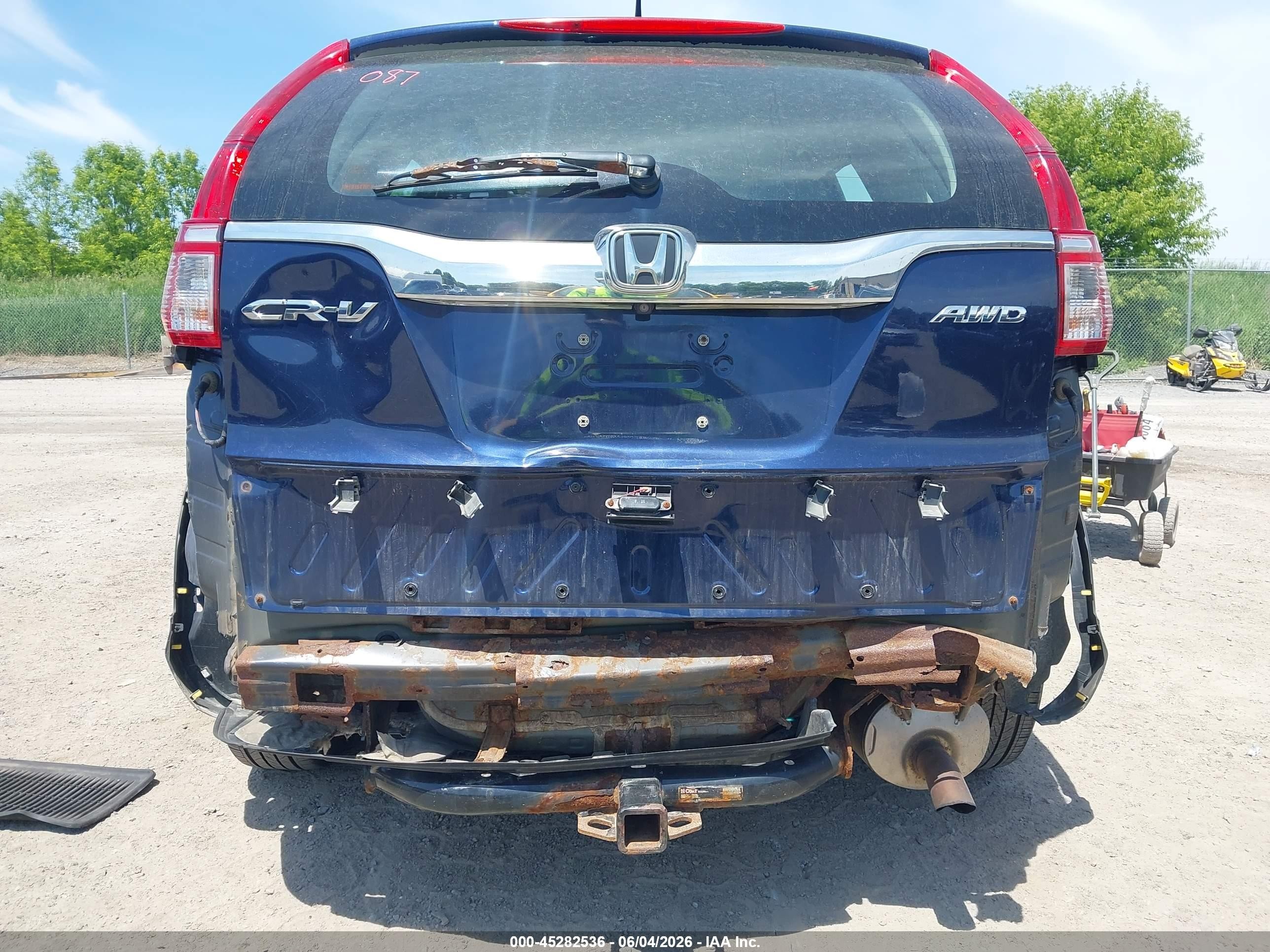 2015 Honda Cr-v Lx Blue vin: 5J6RM4H3XFL131827