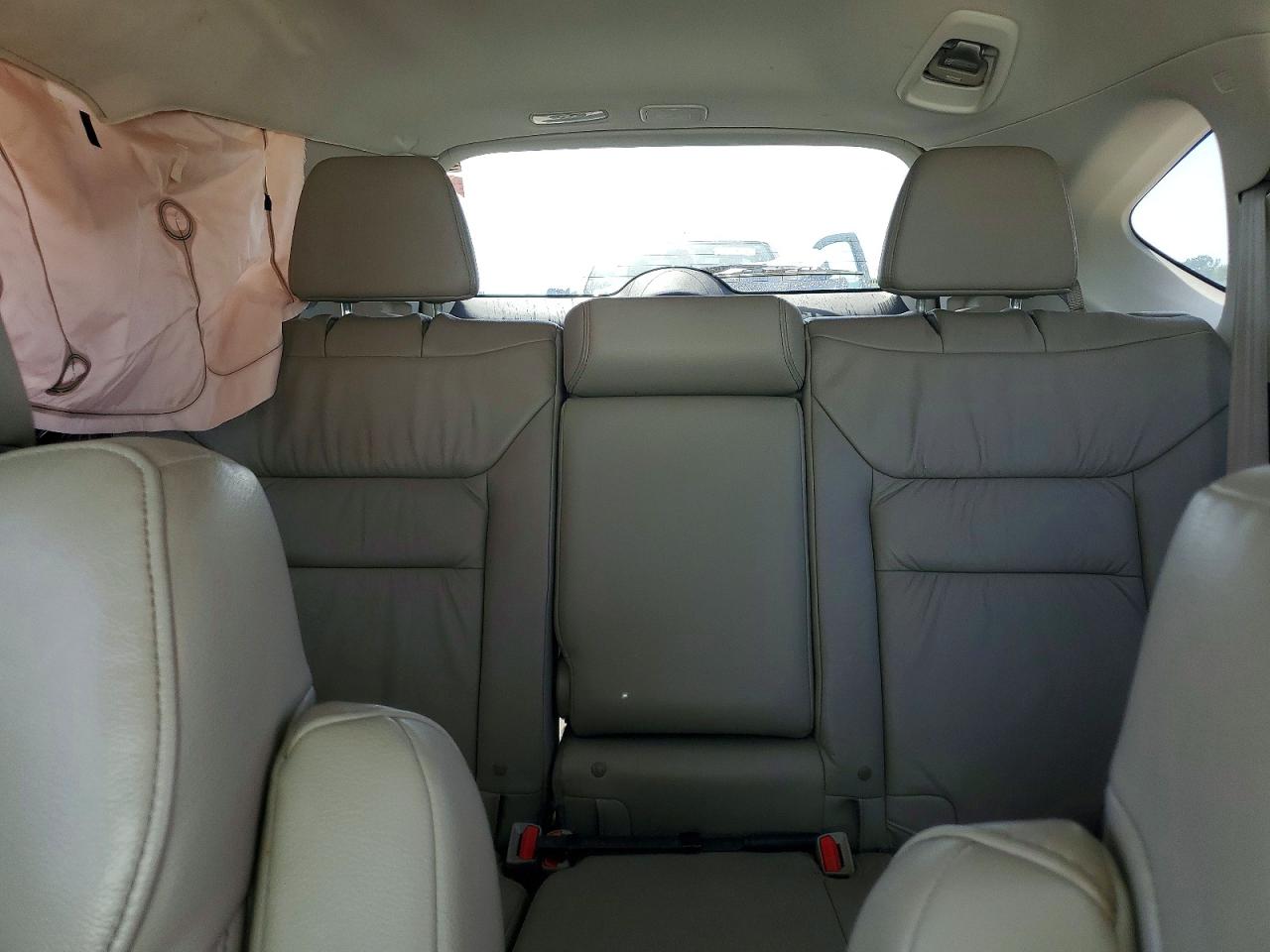 2012 Honda Cr -v White vin: 5J6RM4H71CL046048